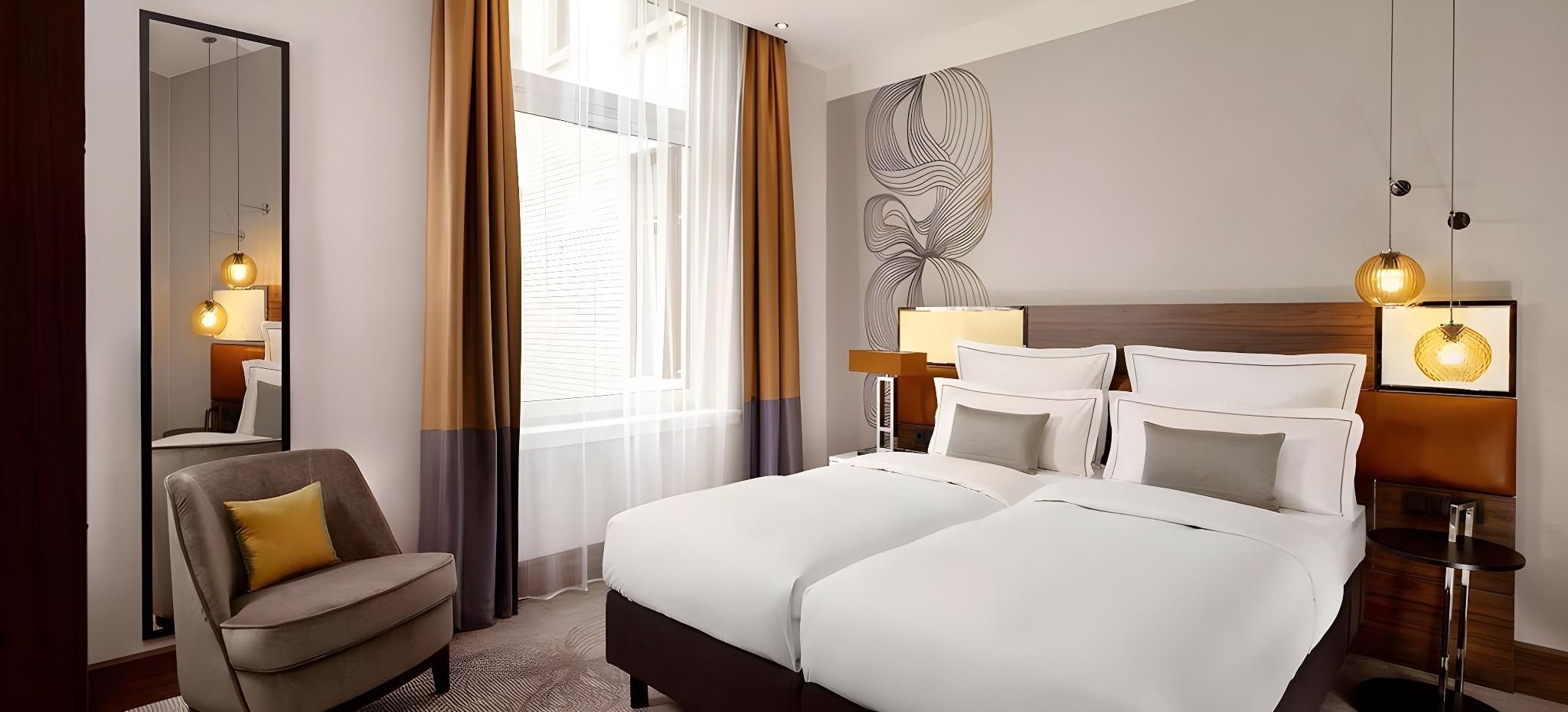 TWIN MEDIUM ROOM