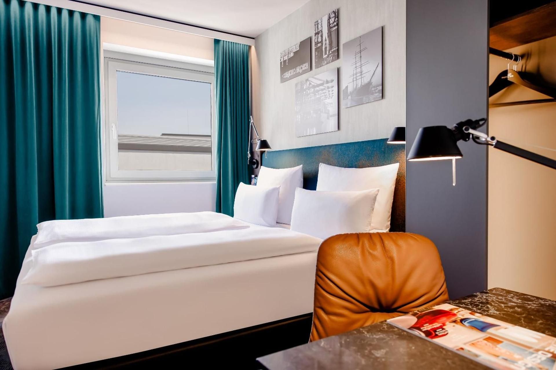 Room with King Size bed
