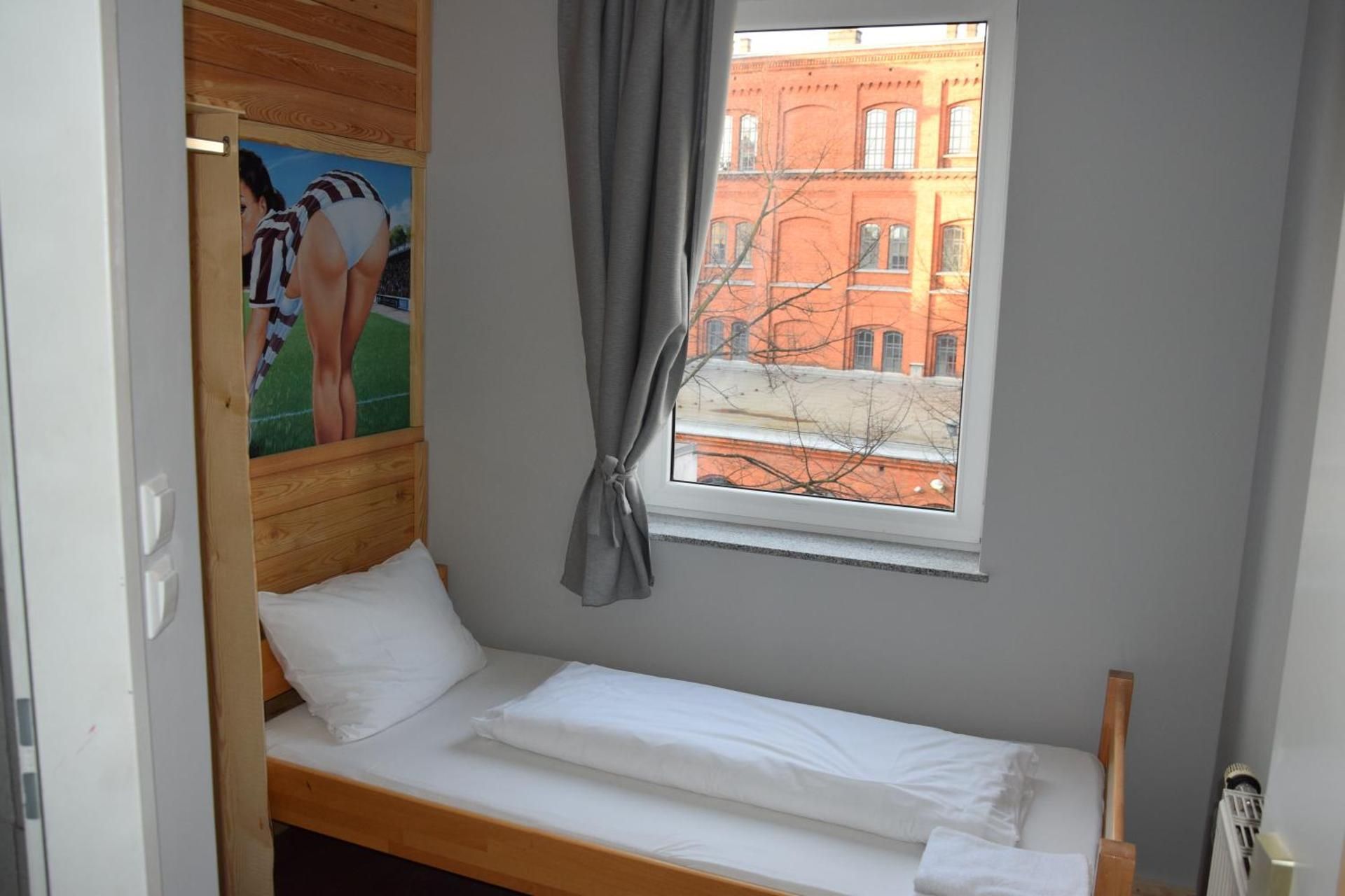 Single Room With Private Bathroom