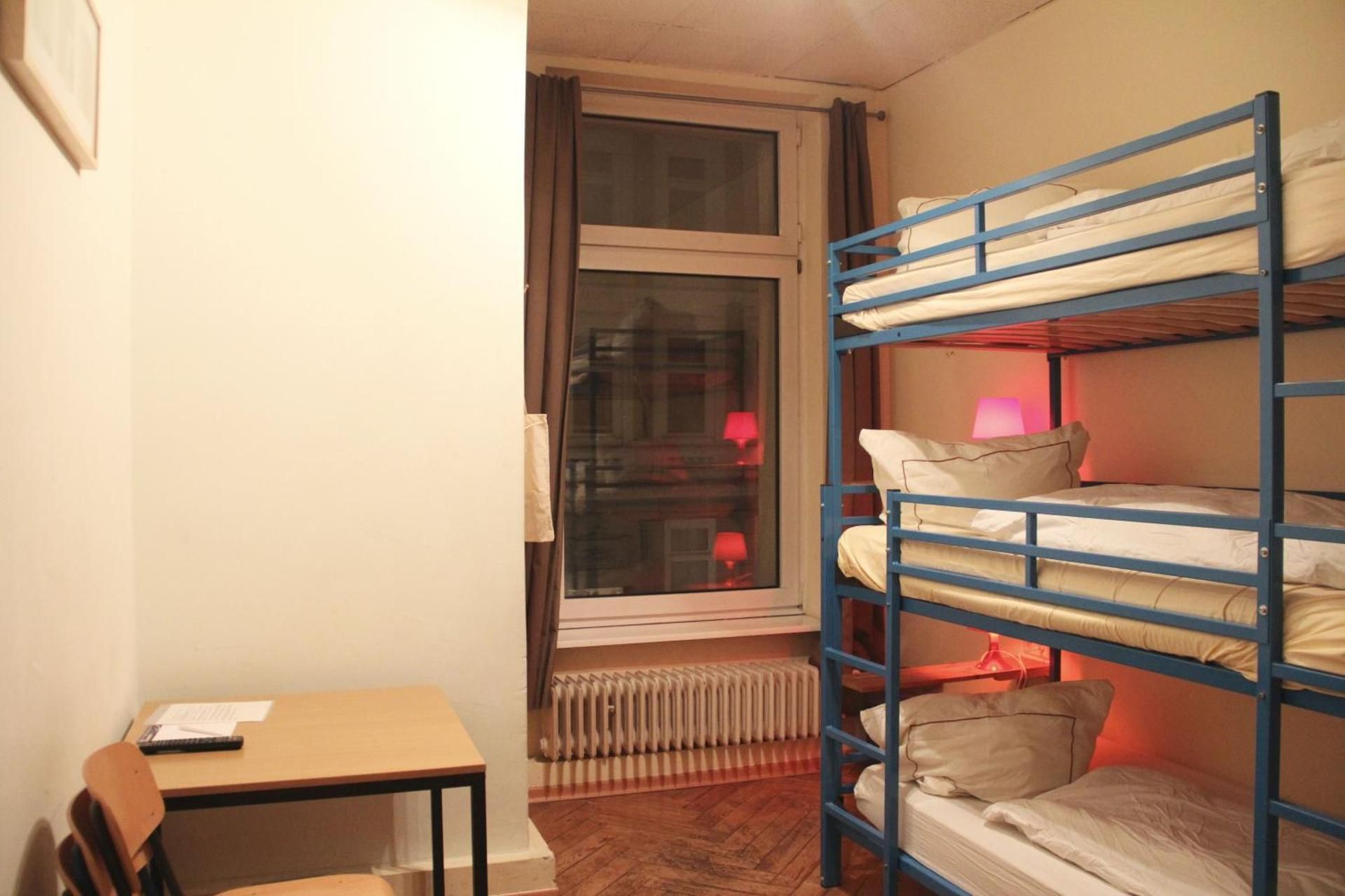 Buch-Ein-Bett Hostel