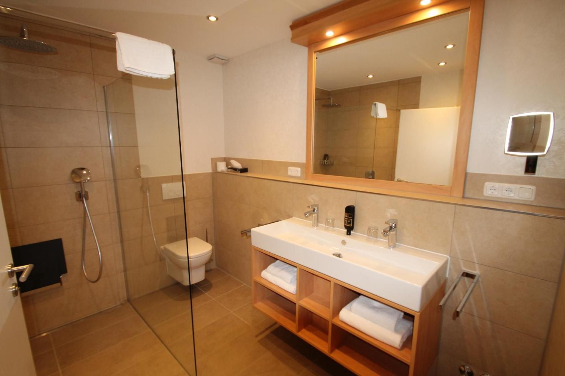 Junior Suite with Terrace
