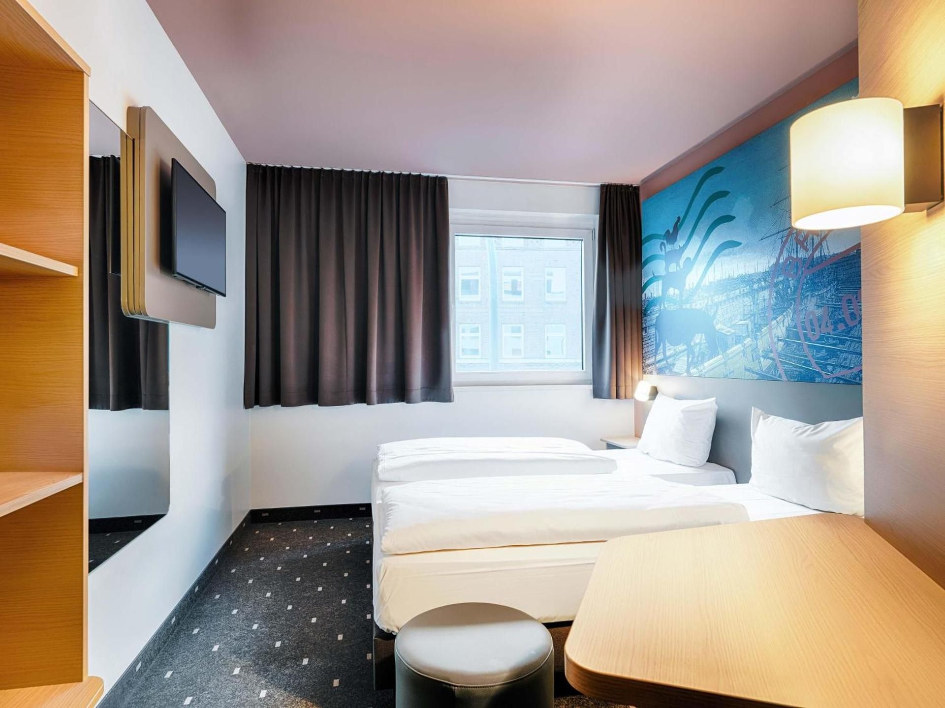 Twin Room - Non-Smoking