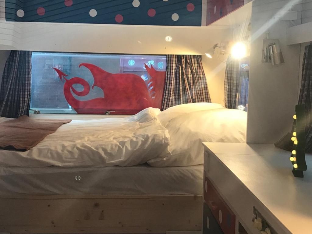 Basic Triple Room with Shared Bathroom