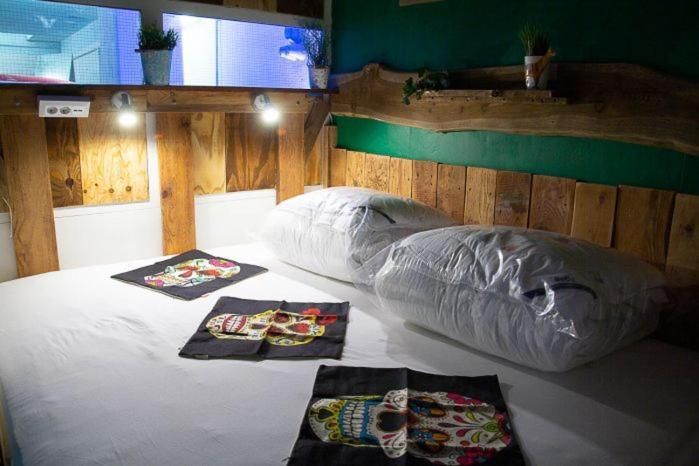 Double Room with Shared Bathroom
