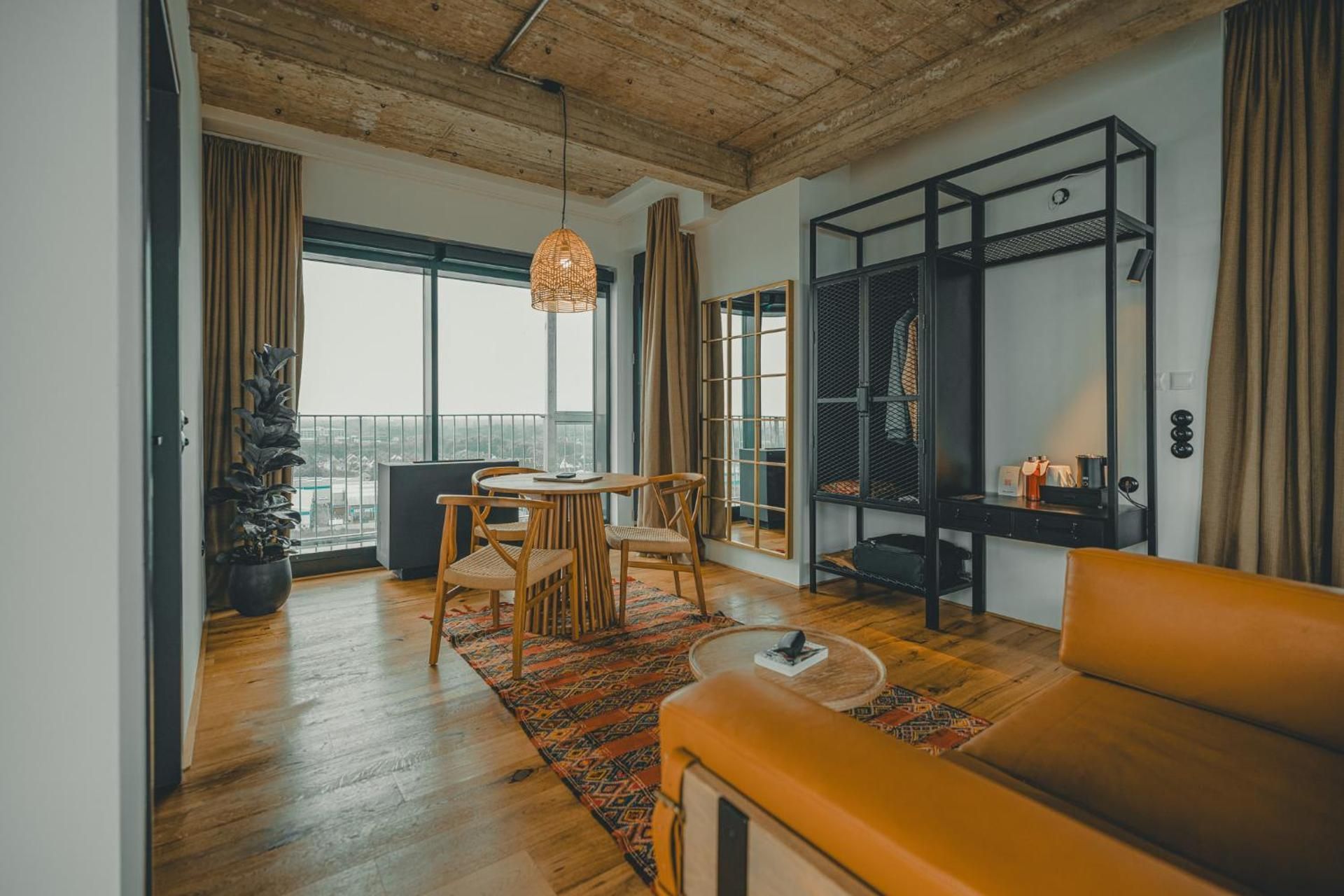 Duplex Suite
