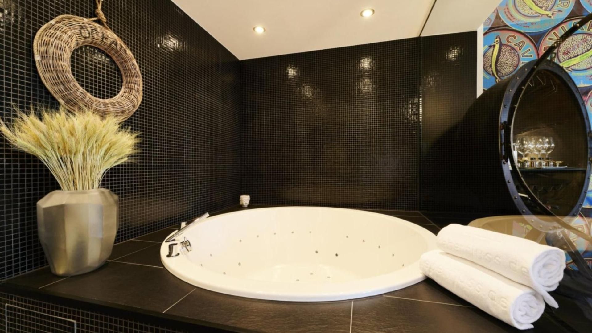 Executive Suite with River View