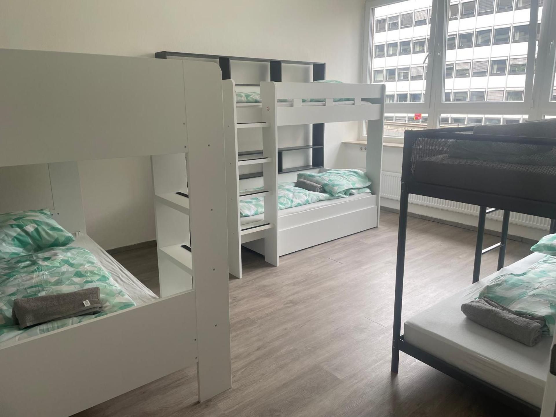 Bed in 6-Bed Mixed Dormitory Room