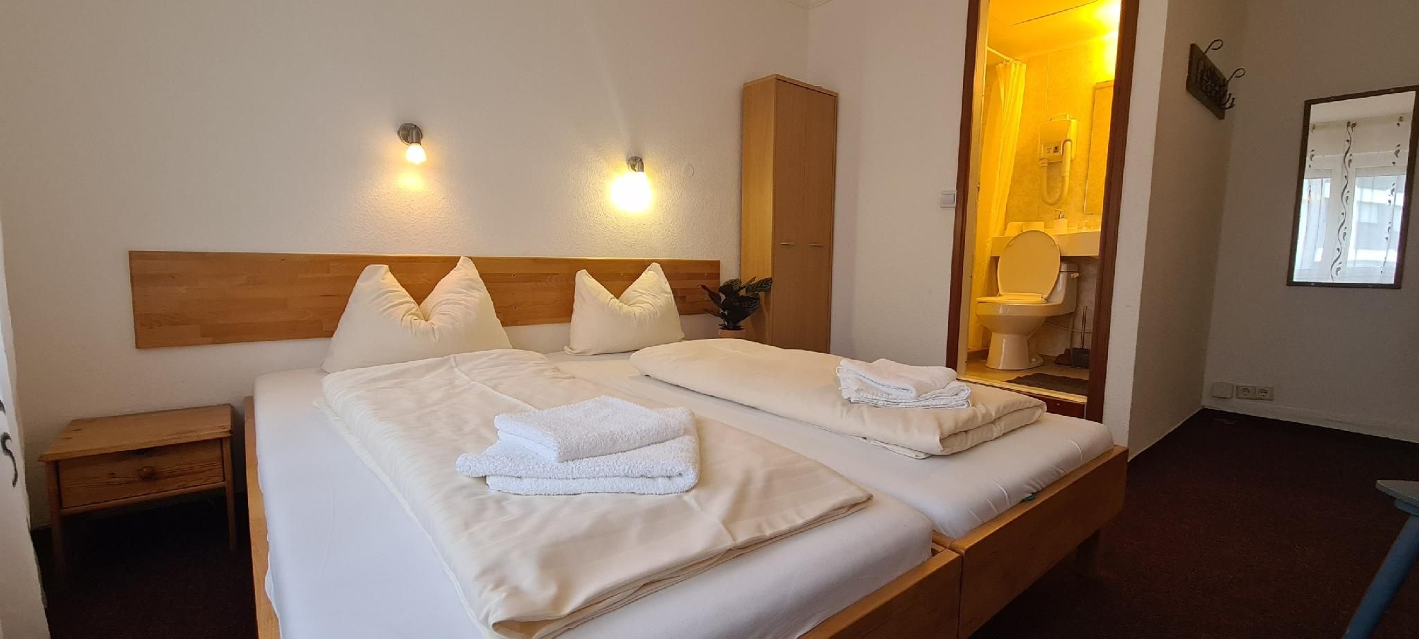 Doppelzimmer-Standard-Eigenes Badezimmer