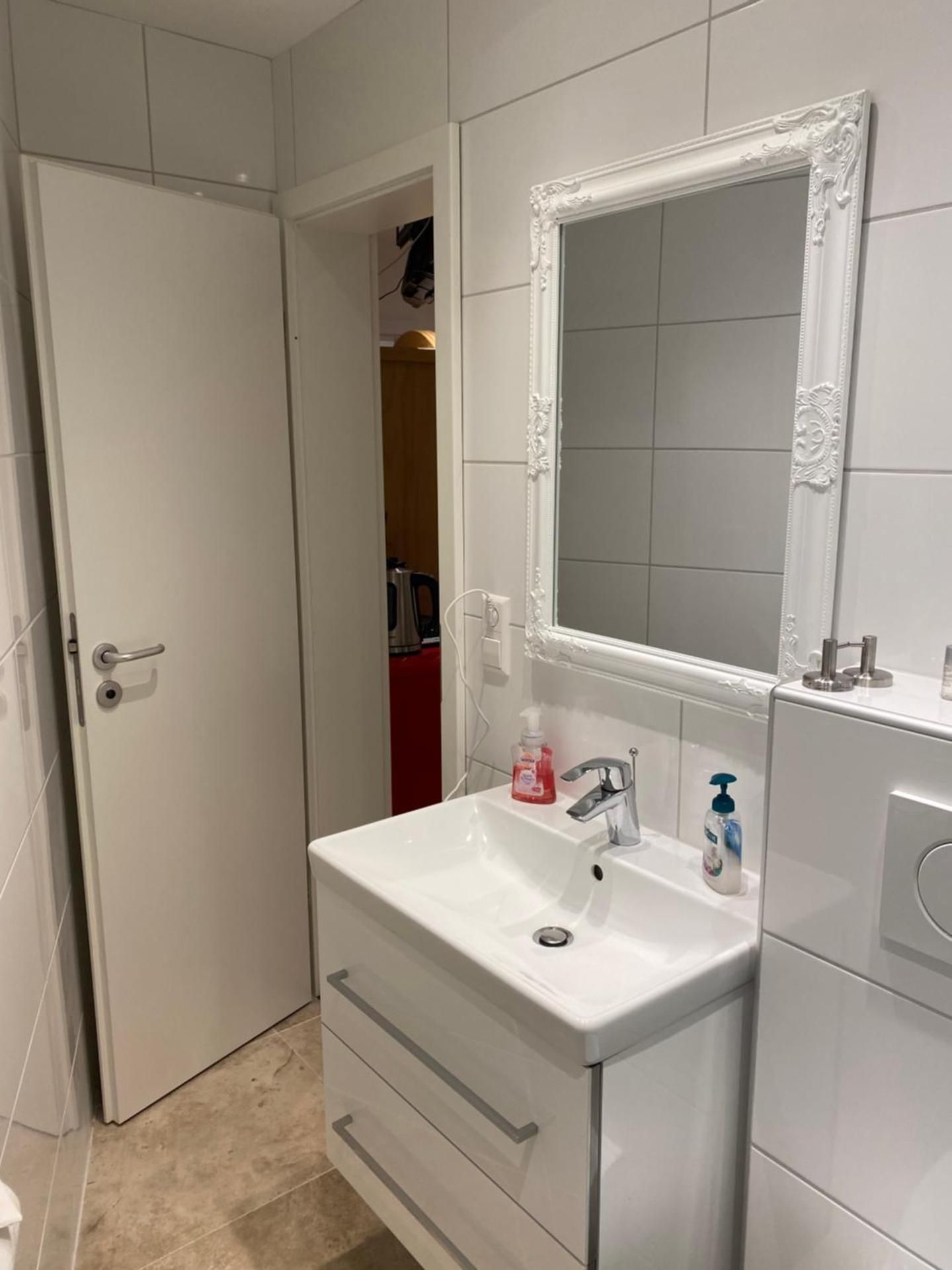 Twin Room with Bathroom