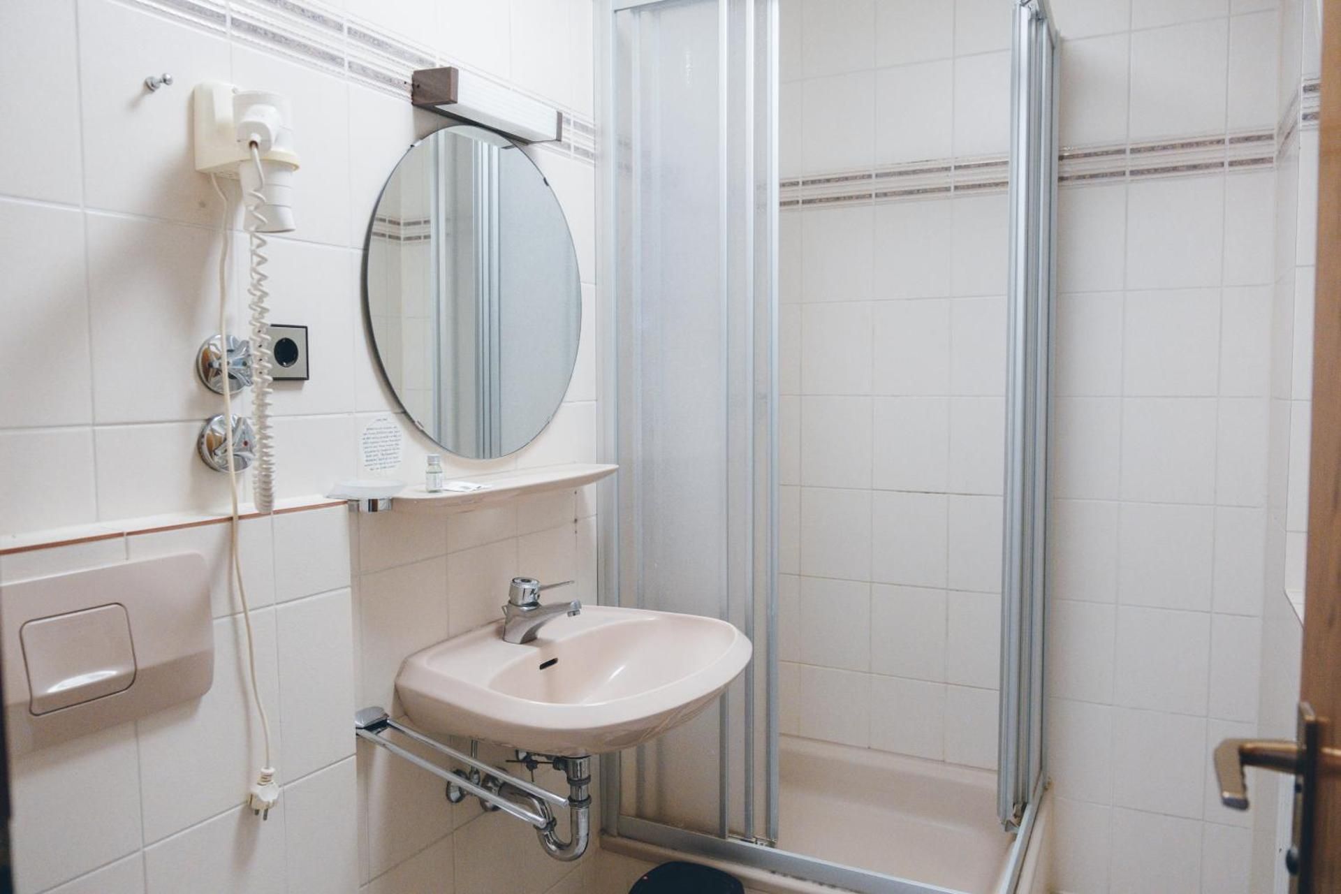 Budget Single Room