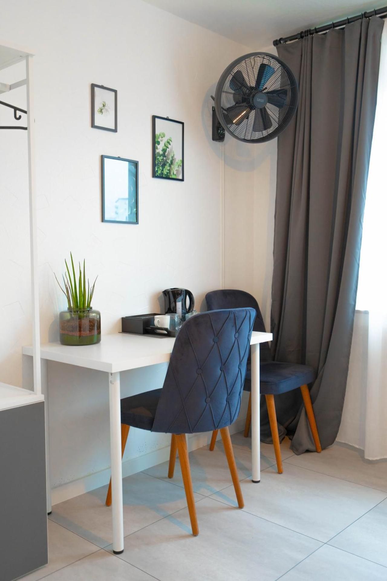 Triple Room with Shared Bathroom