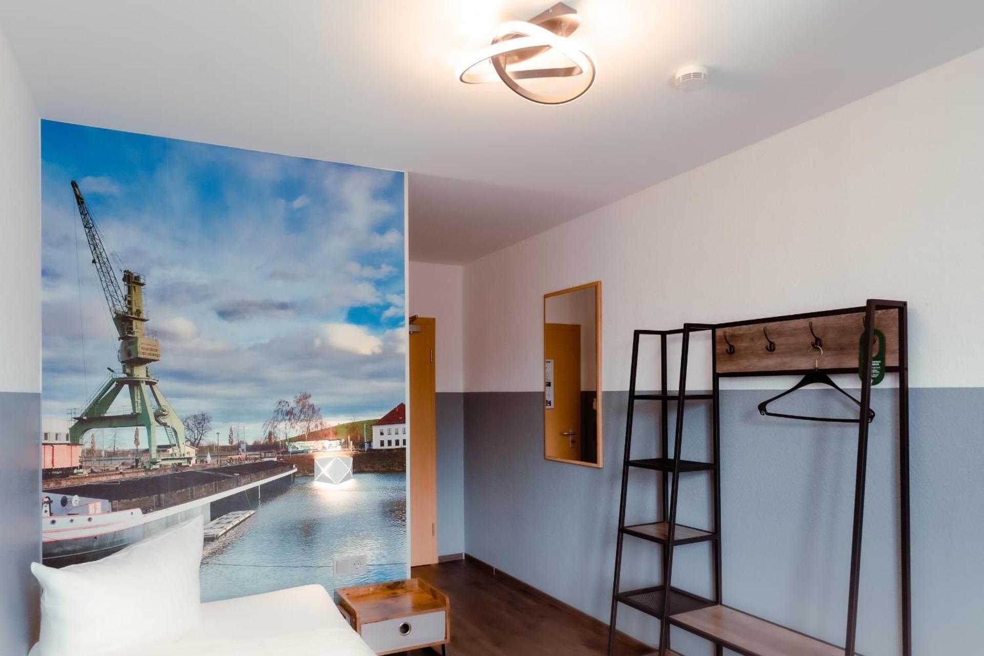 Single Room With Private Bathroom