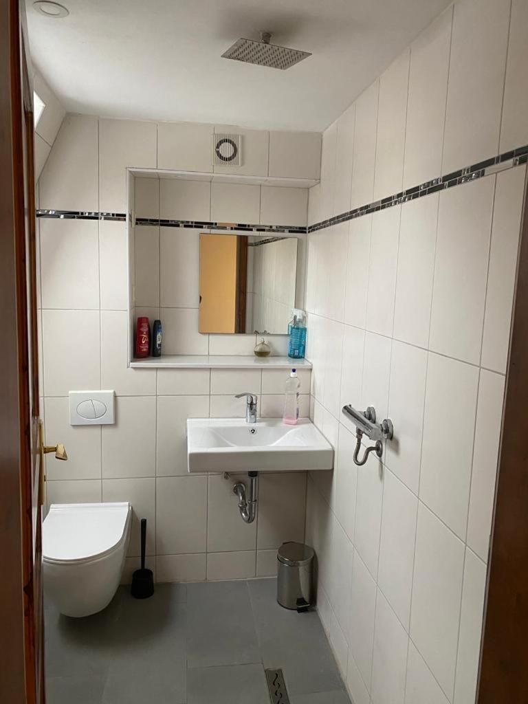 Twin Room with Private Bathroom