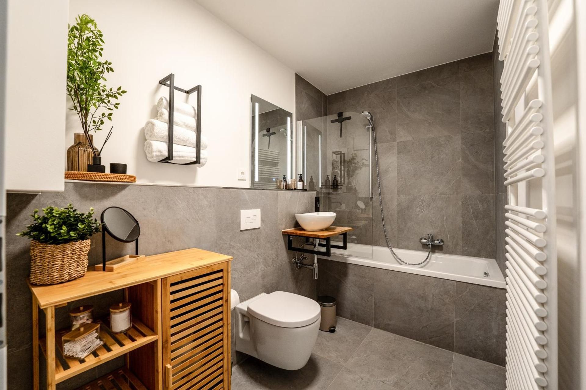 One-Bedroom Apartment with Balcony