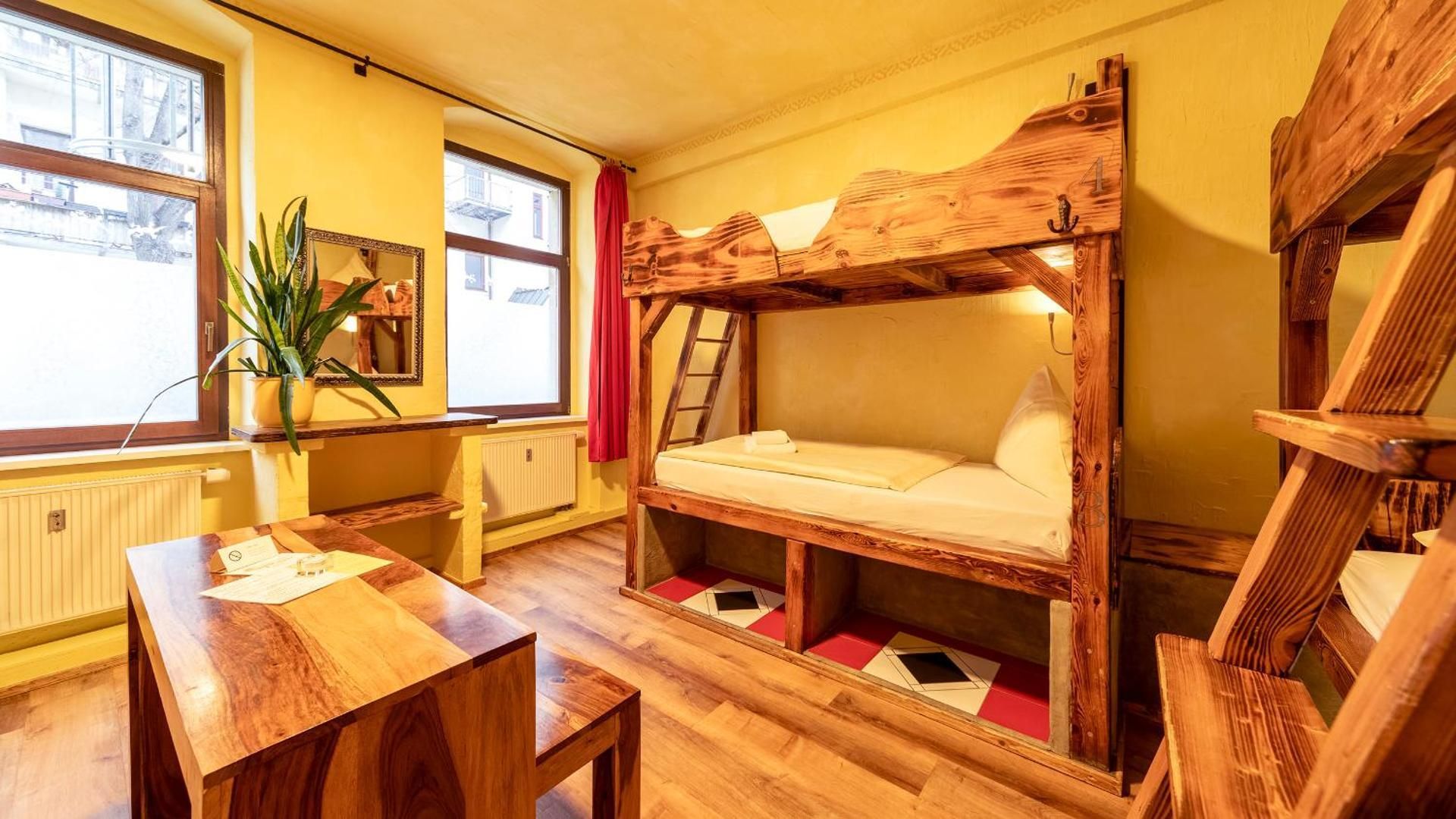 Quadruple Room with Shared Bathroom