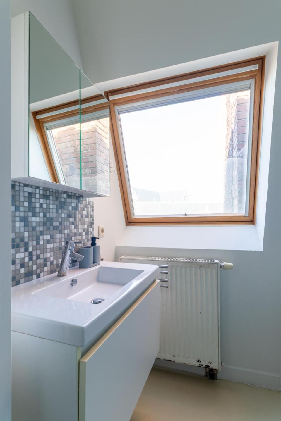 Apartment with City View