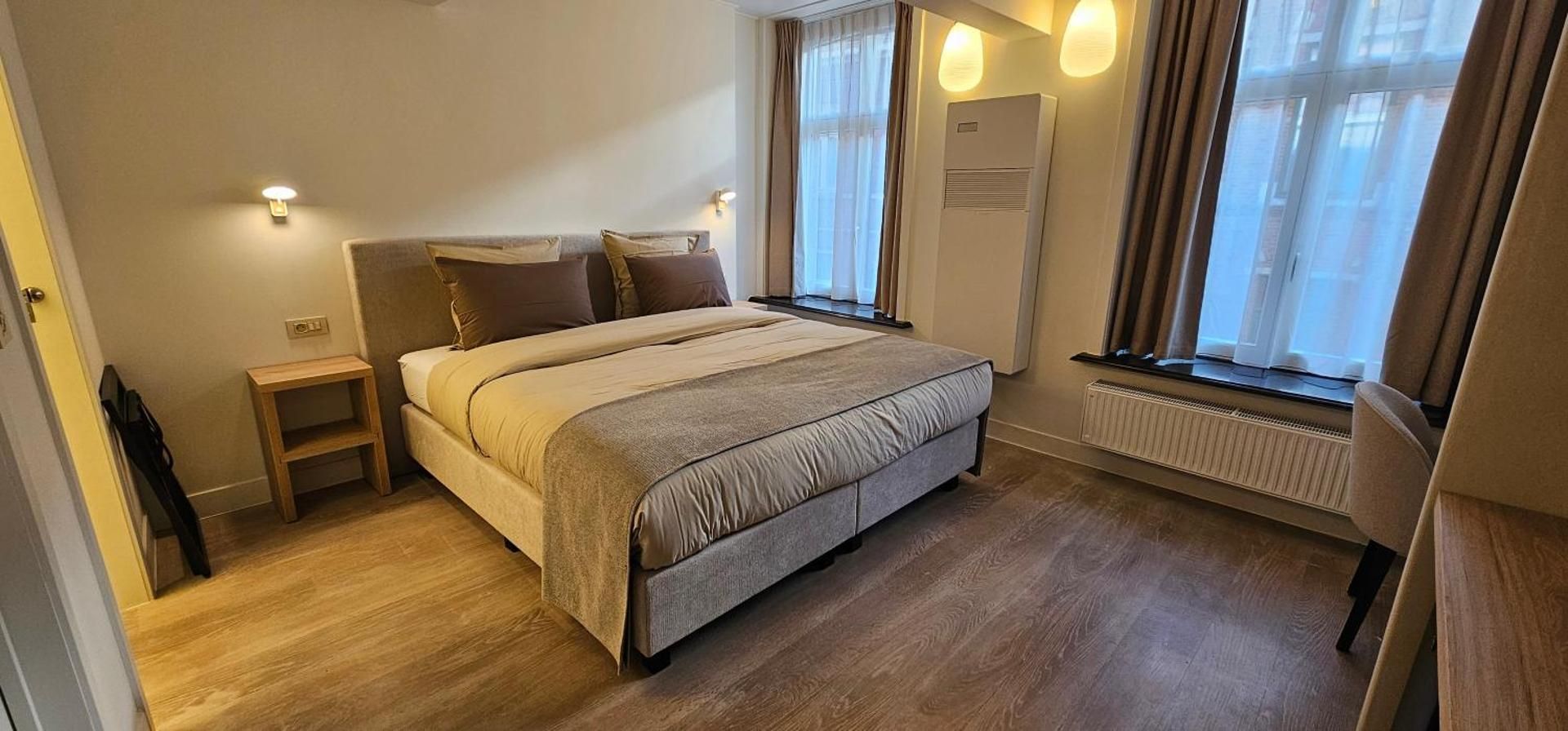 Double Room with Private Bathroom