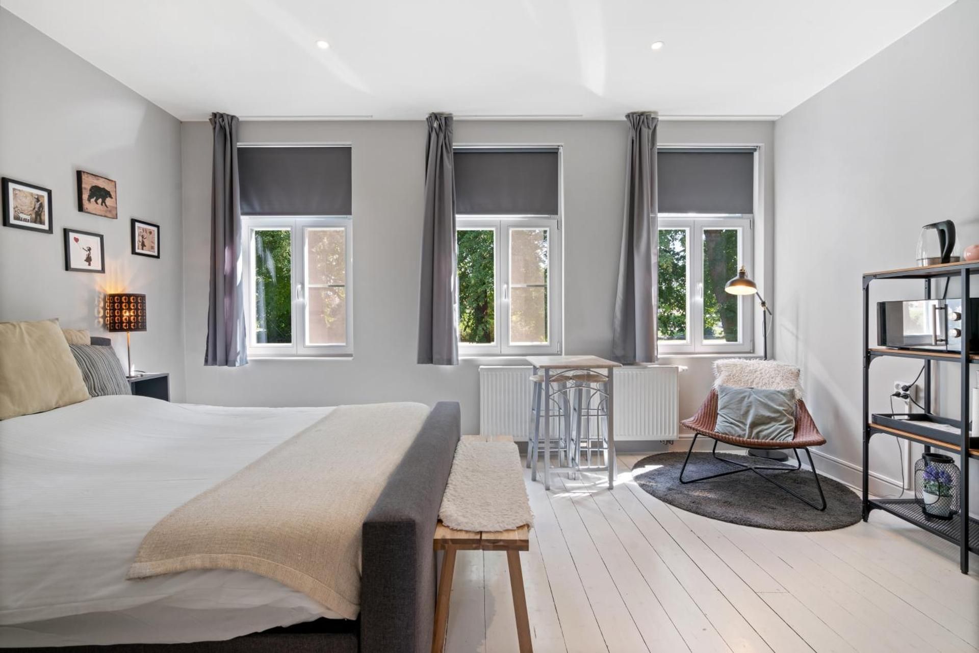 Deluxe King Room