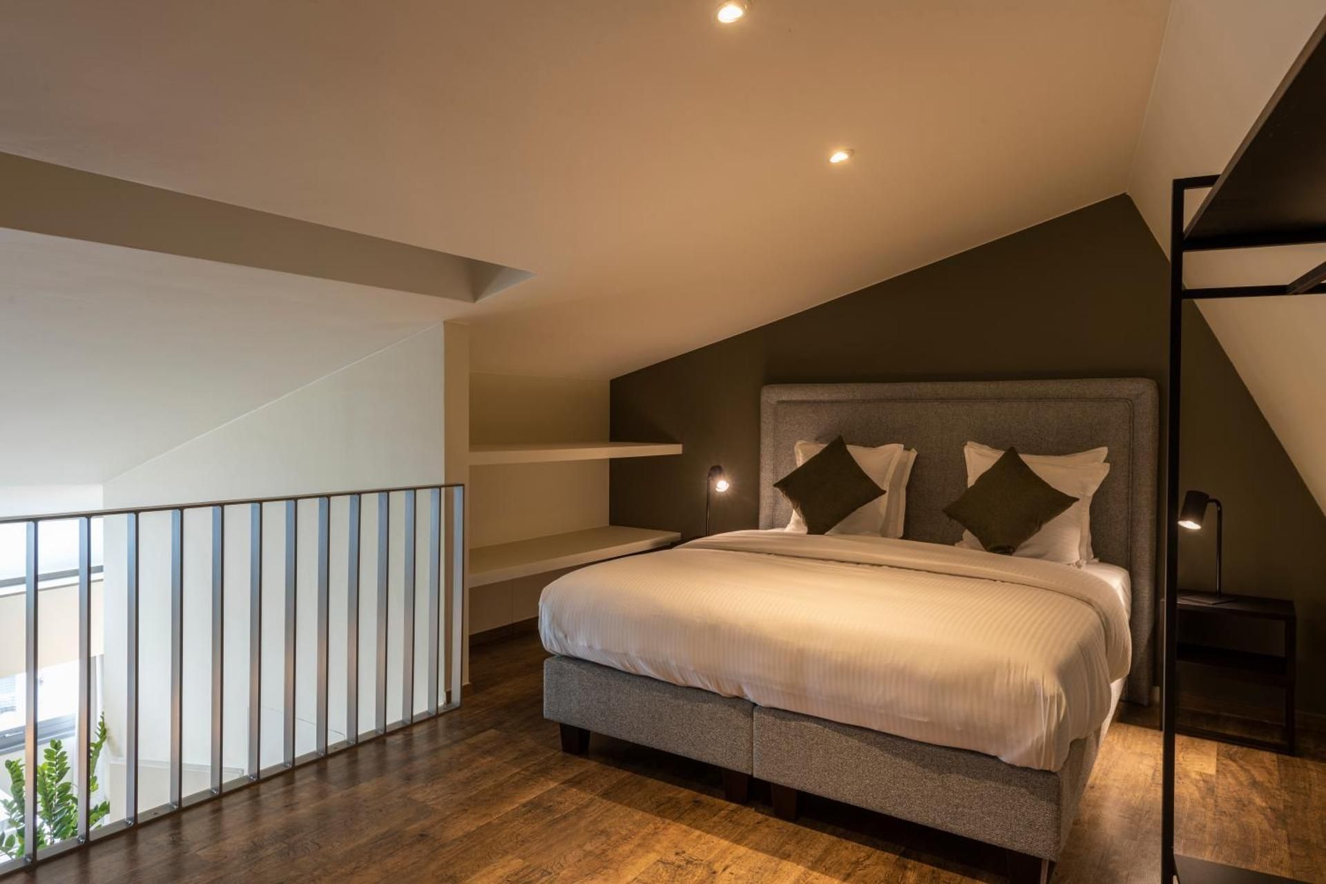 One-Bedroom Apartment with City View (4 pax)
