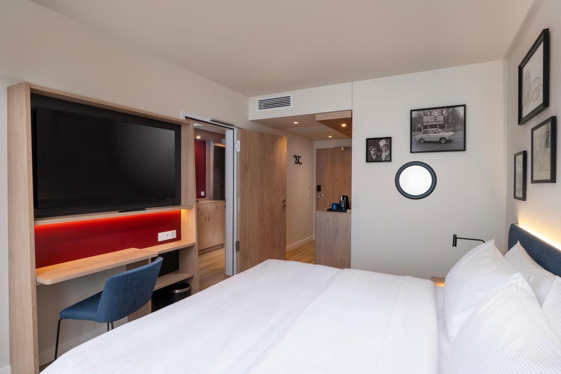 Hampton by Hilton Potsdam Babelsberg Family Connecting Room 2