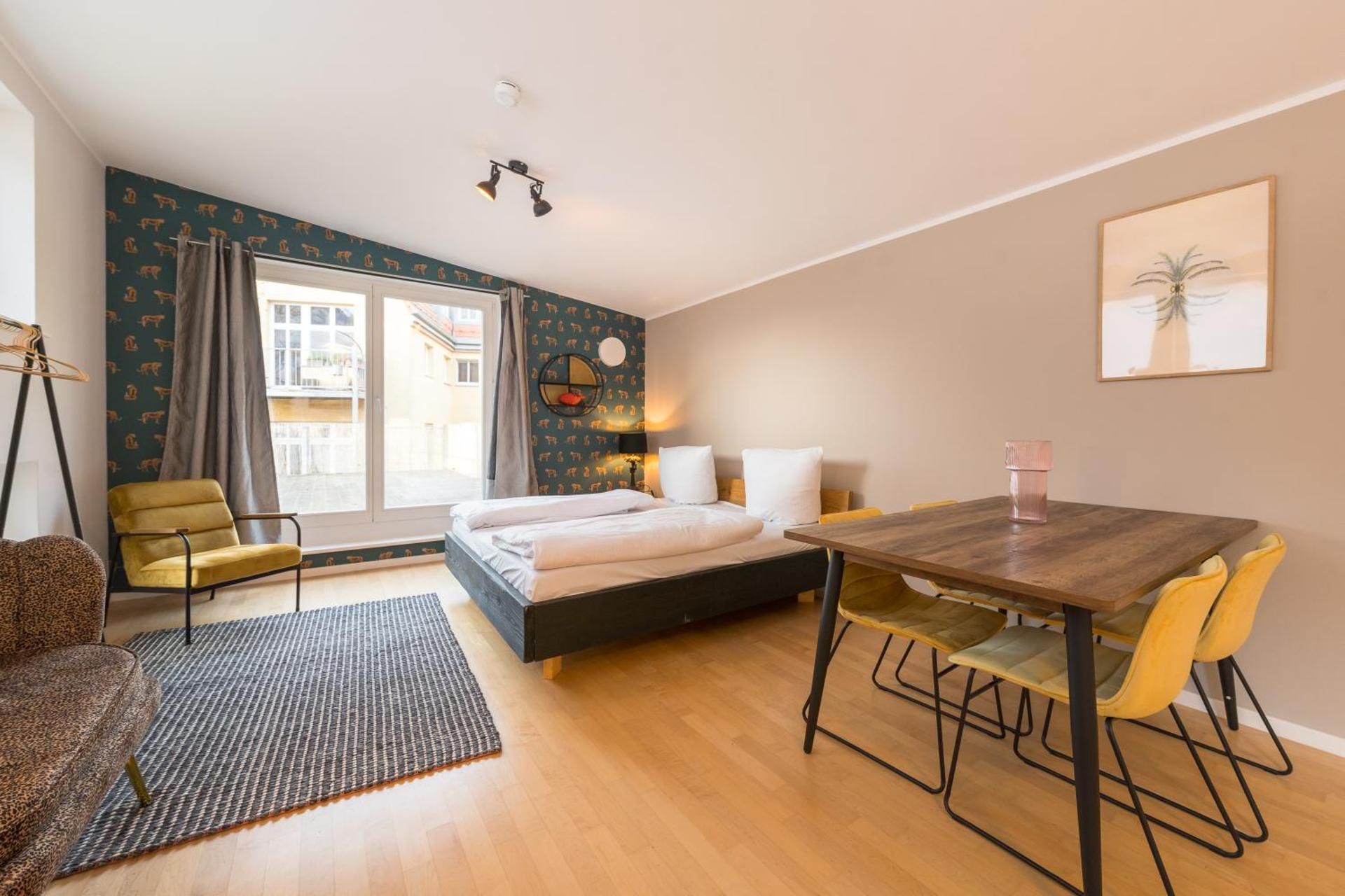 One-Bedroom Apartment