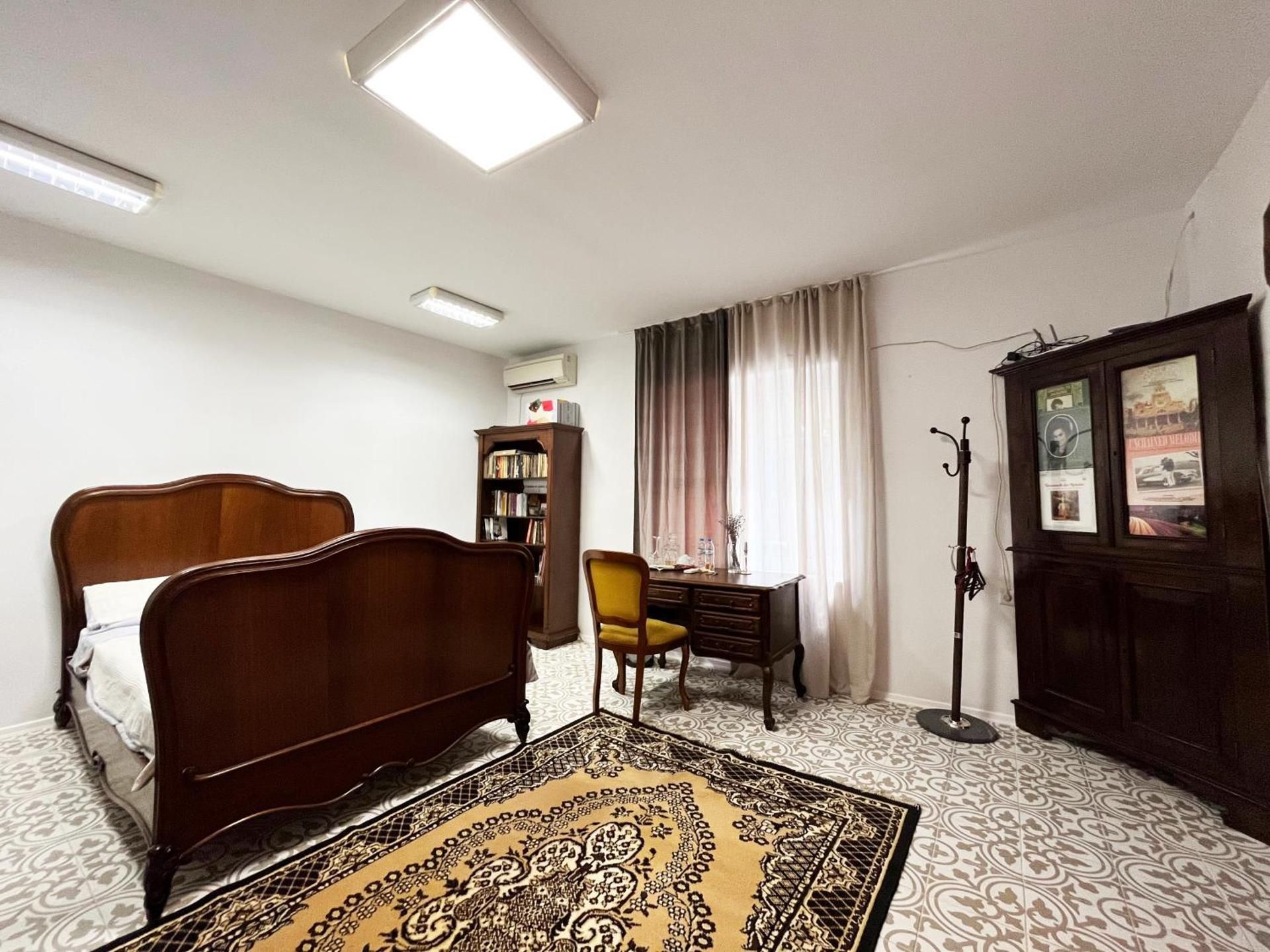 Double Room with Private External Bathroom