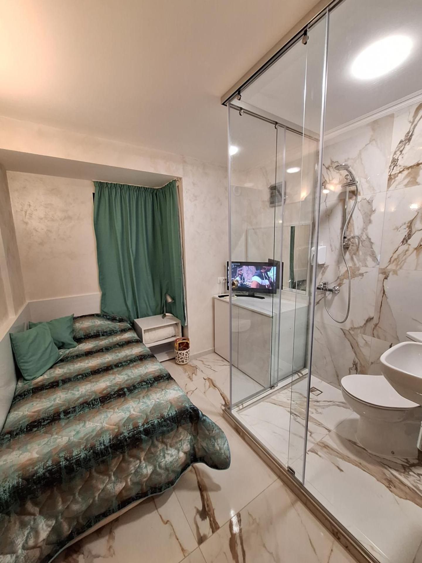 Small Single Room