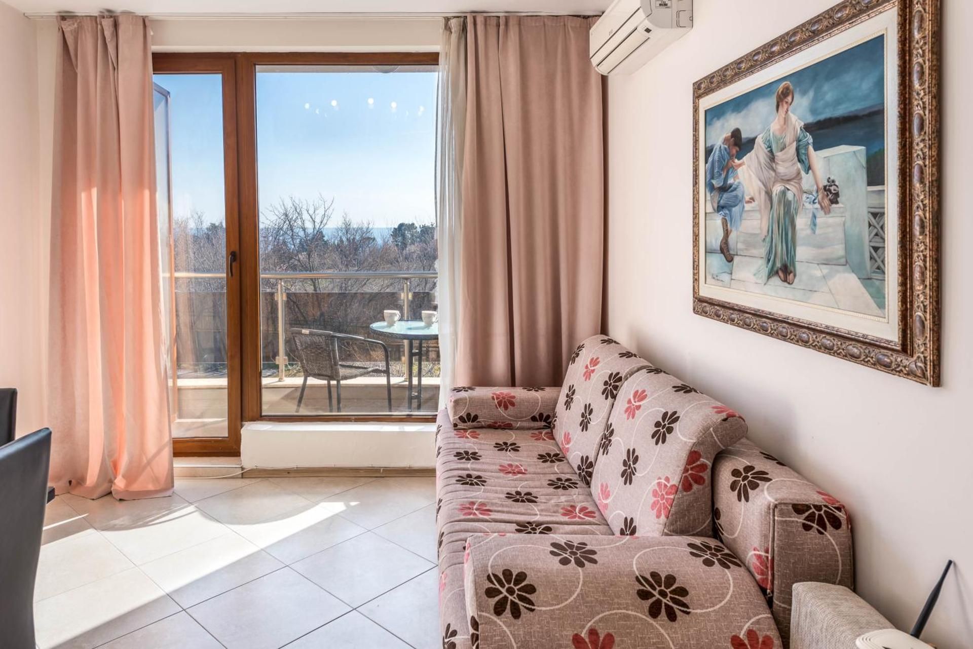 Apartment with Sea View