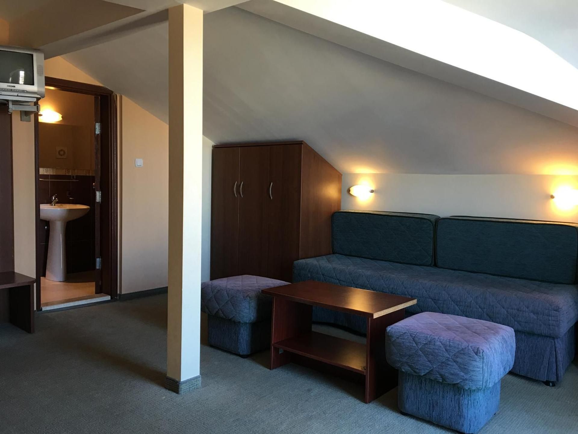 Studio with Sea View (3 Adults)