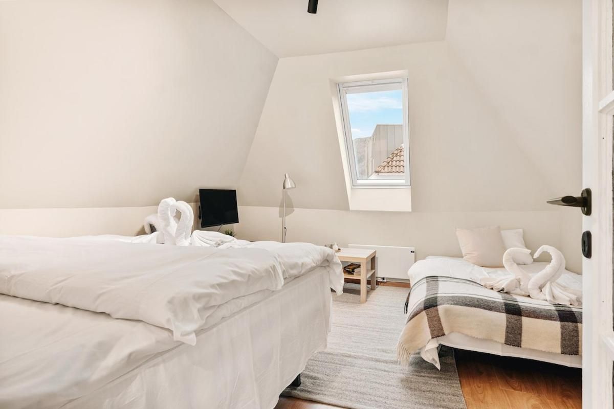 Studio Apartment with Queen Bed