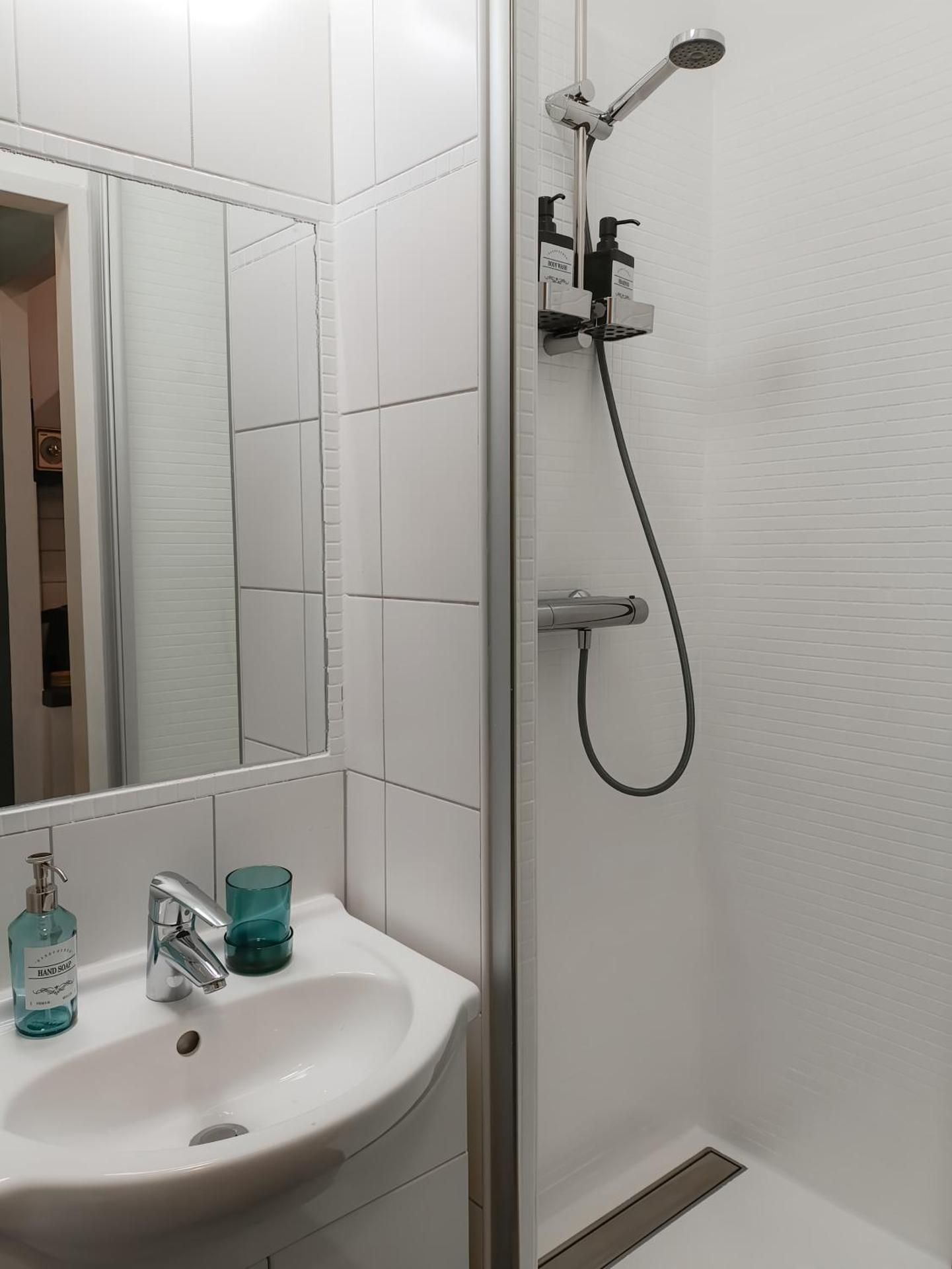 Studio Apartment with King Bed