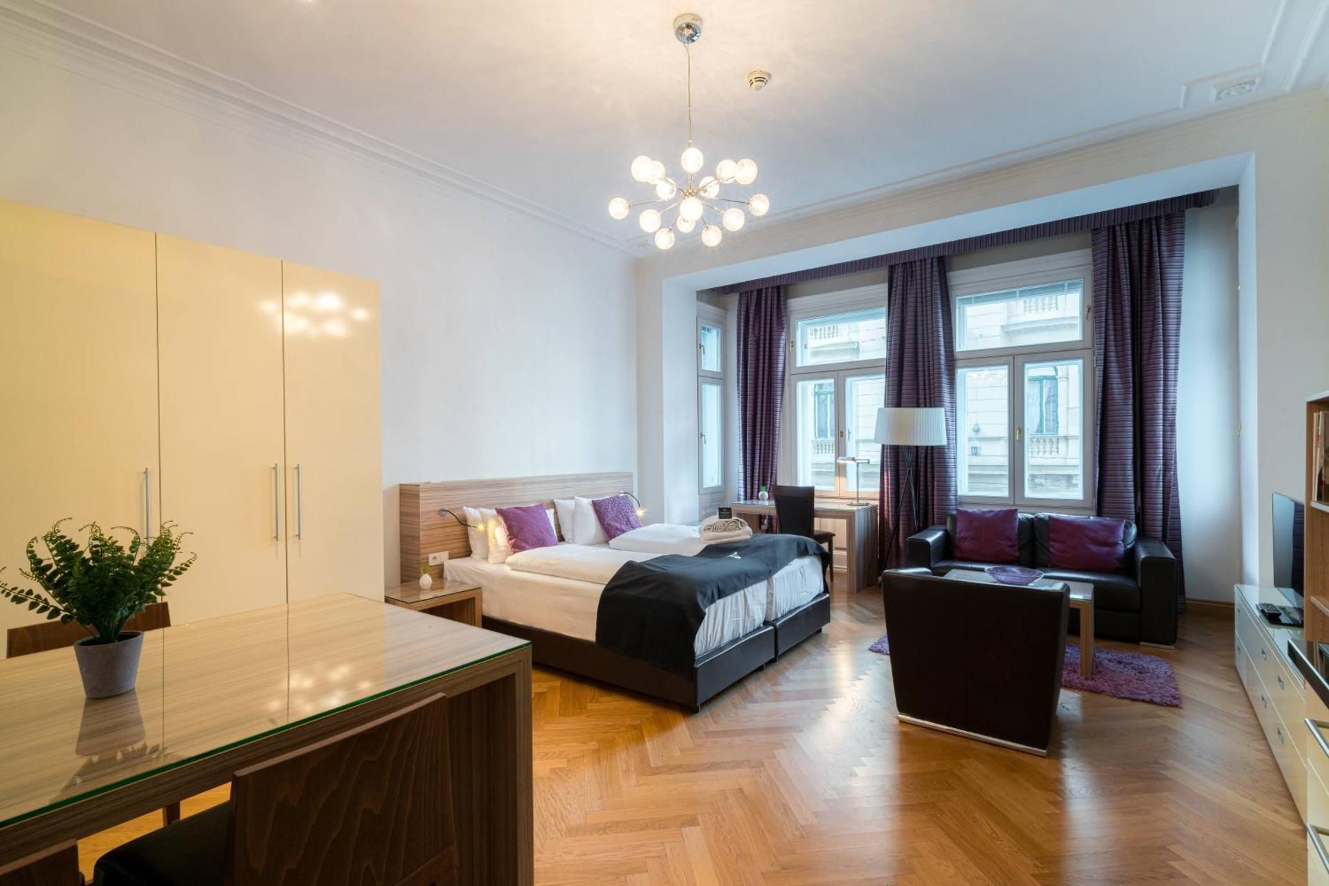 Studio Apartment