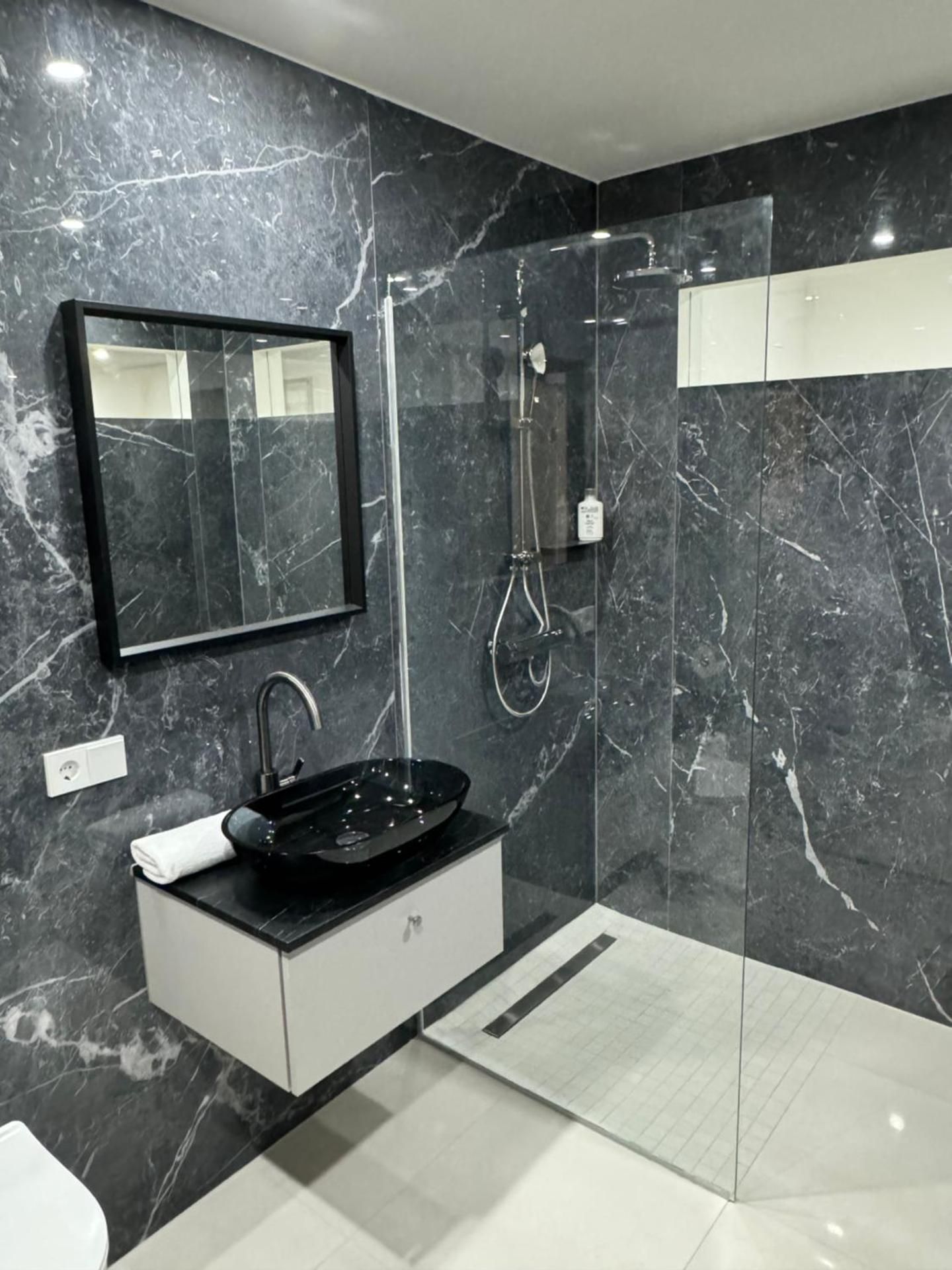 Suite Apartment