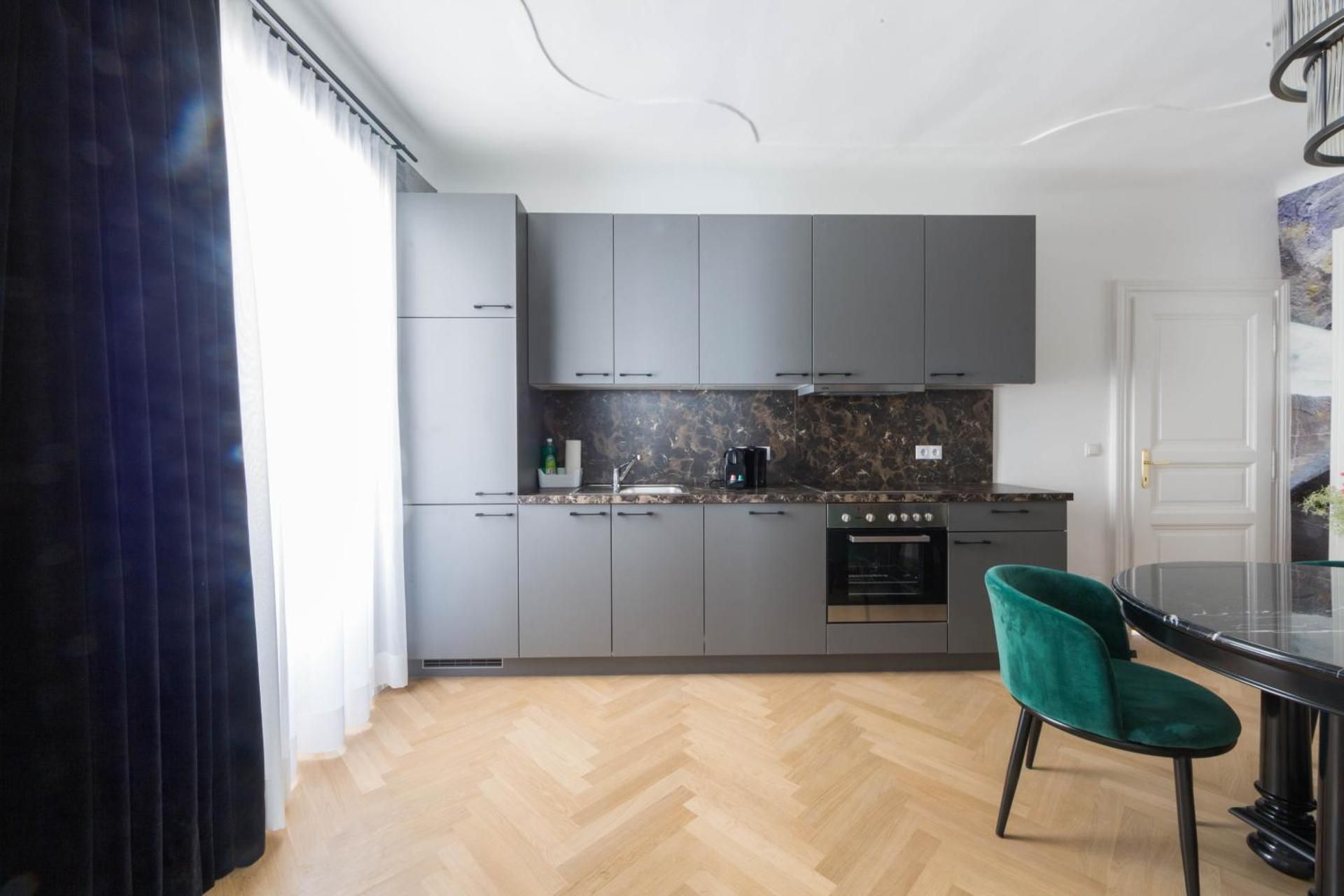 Superior Apartment