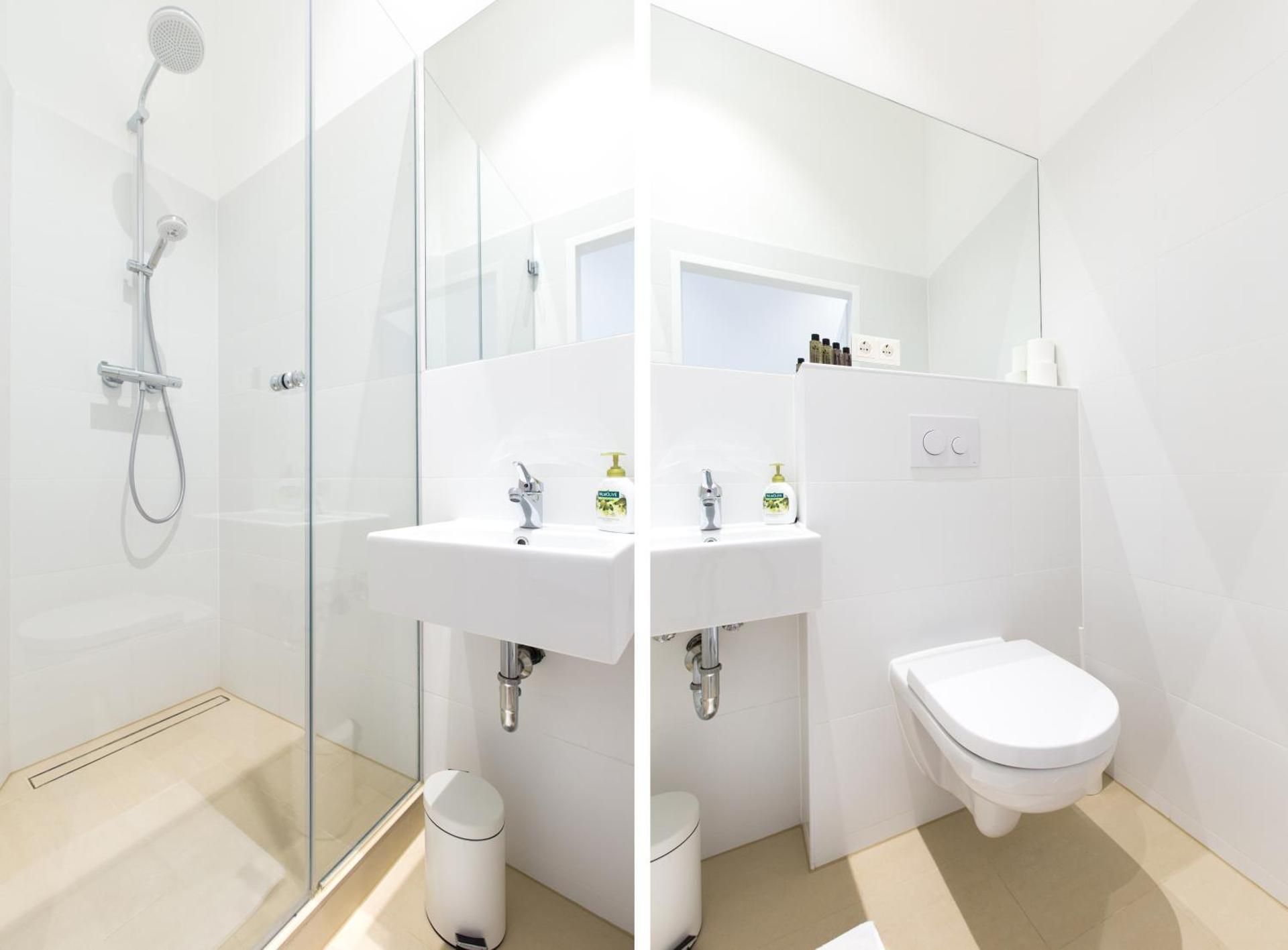 Studio Apartment 25A