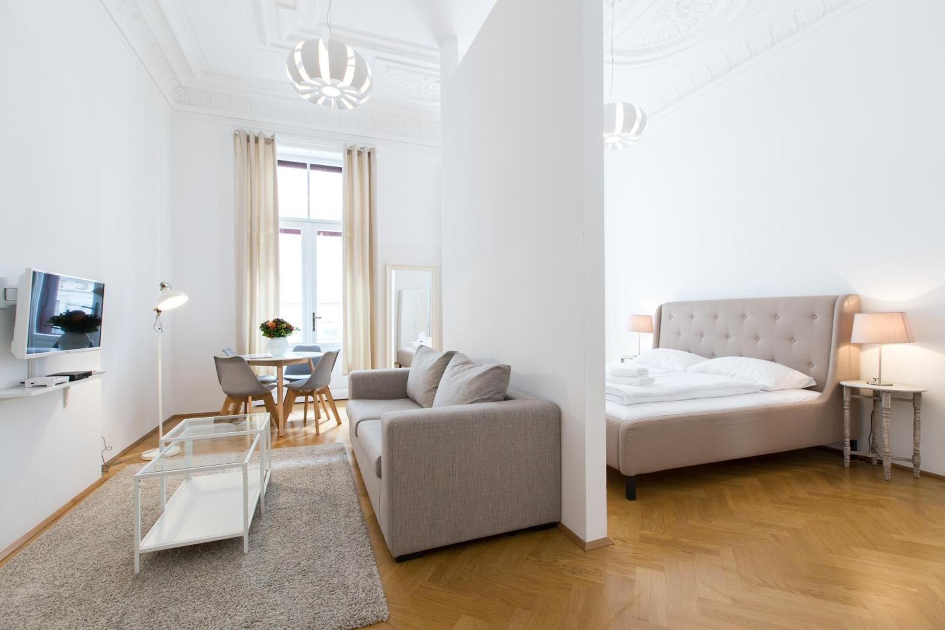 Superior Apartment No. 15C