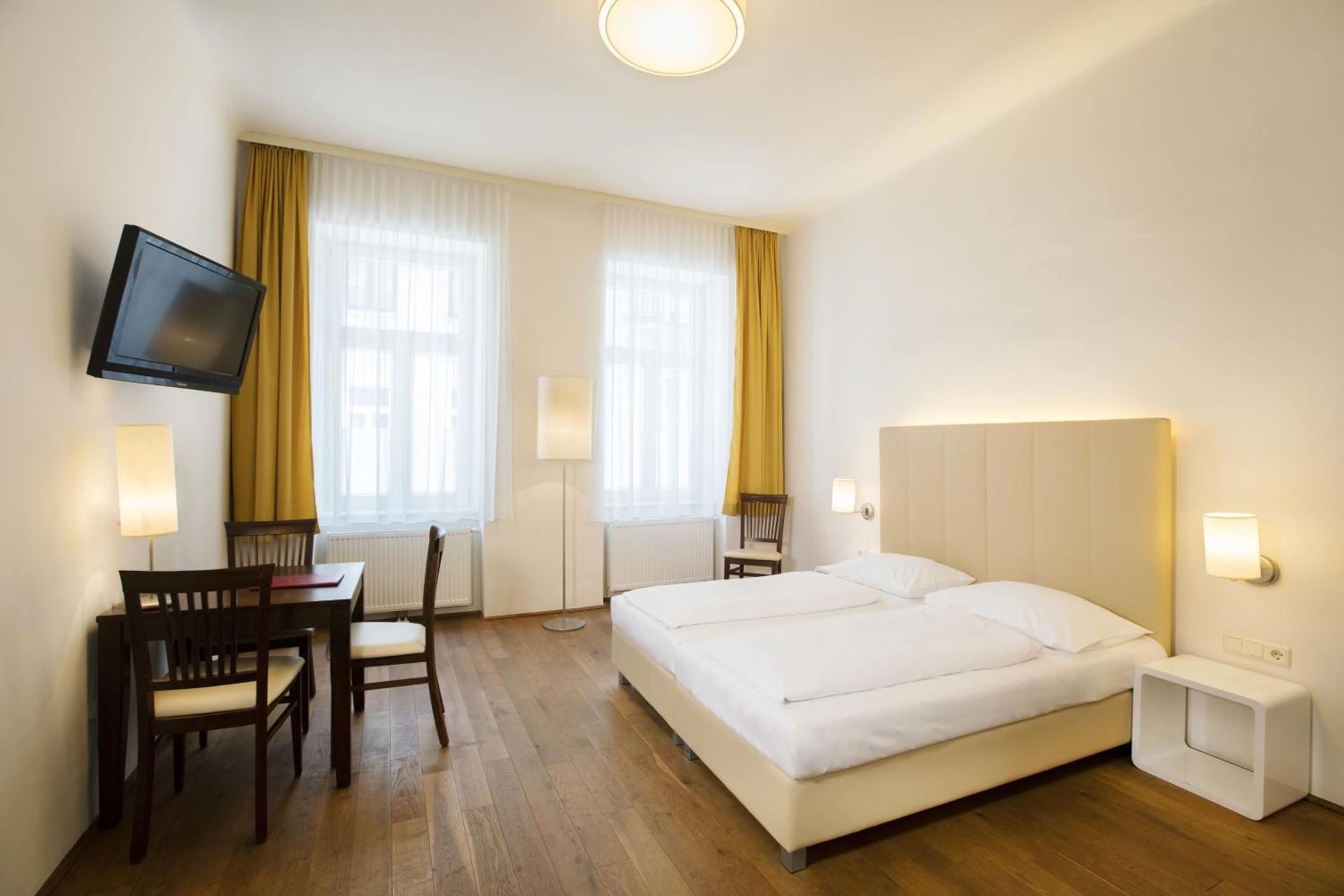 One-Room Apartment
