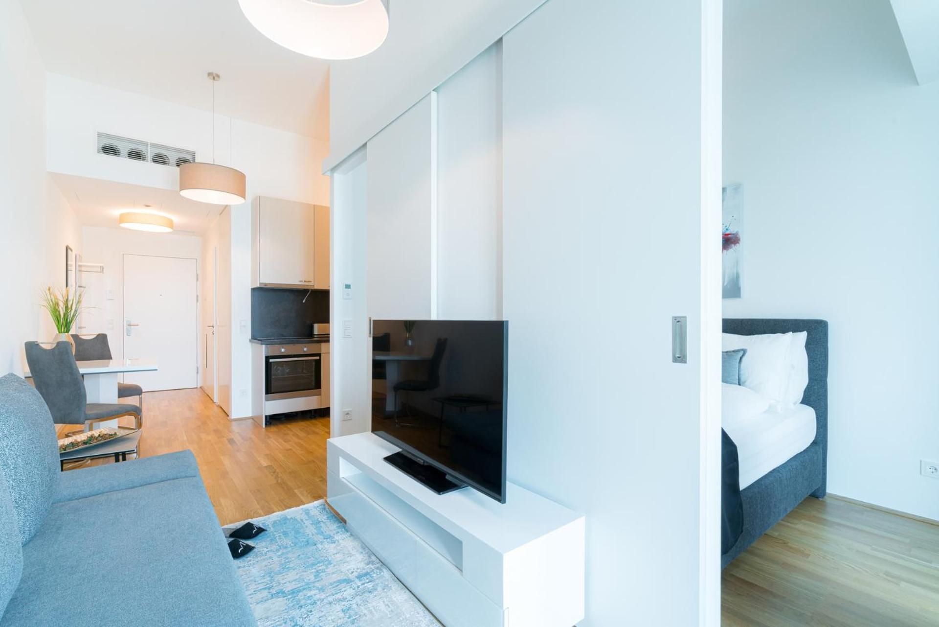 One-Bedroom Apartment
