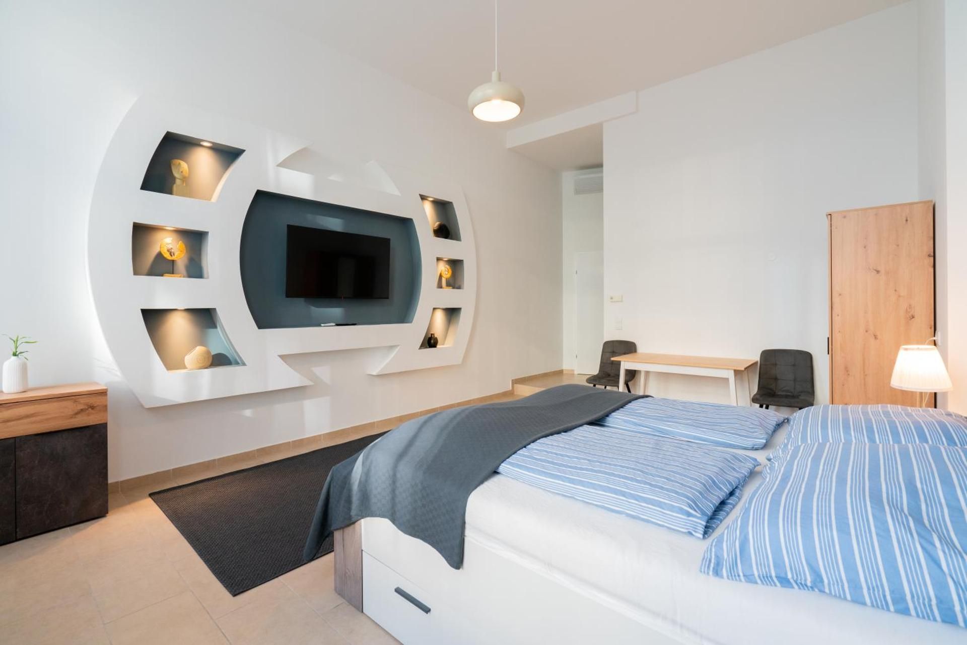One-Bedroom Superior Apartment