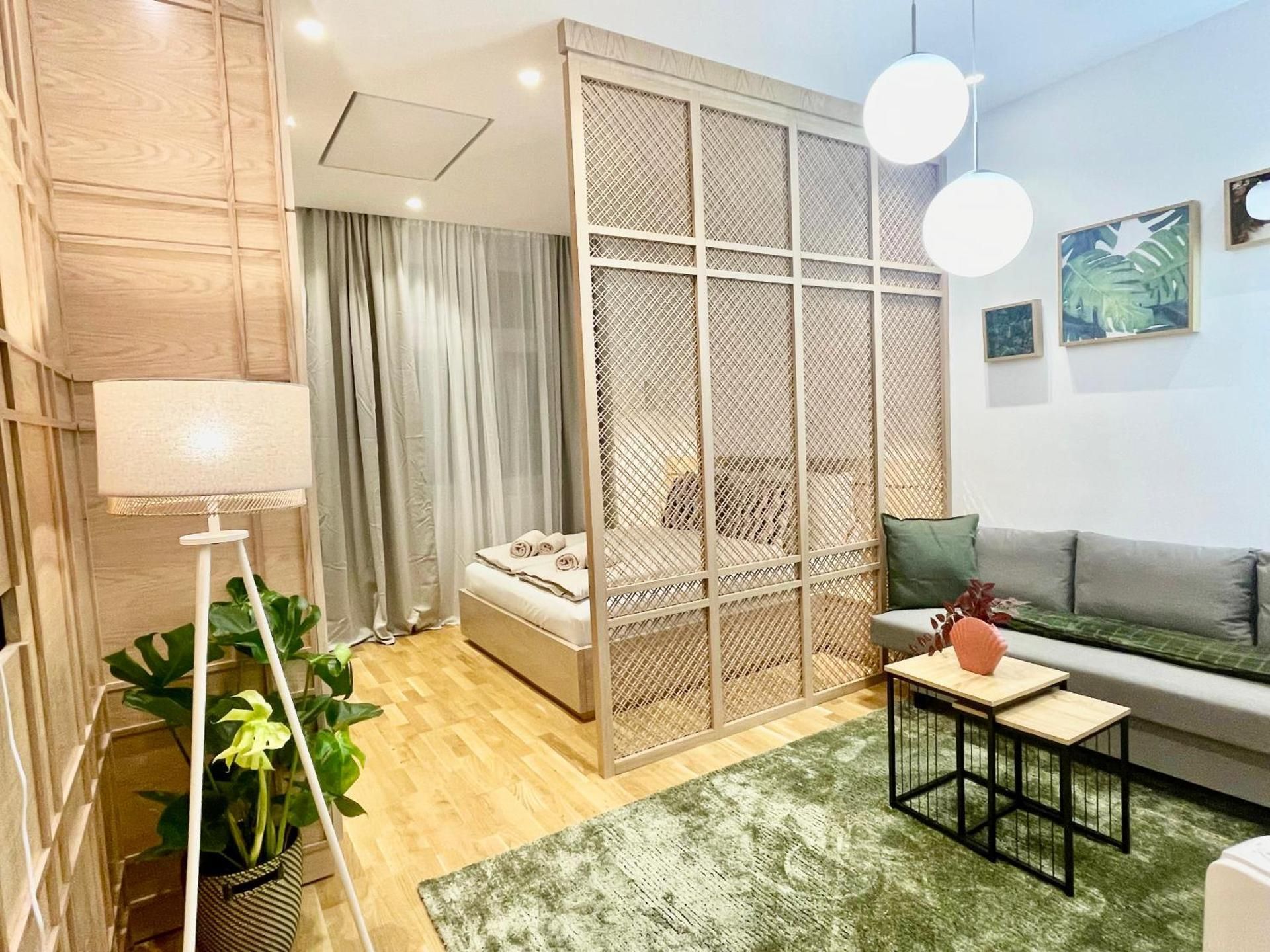 One-Bedroom Deluxe Apartment