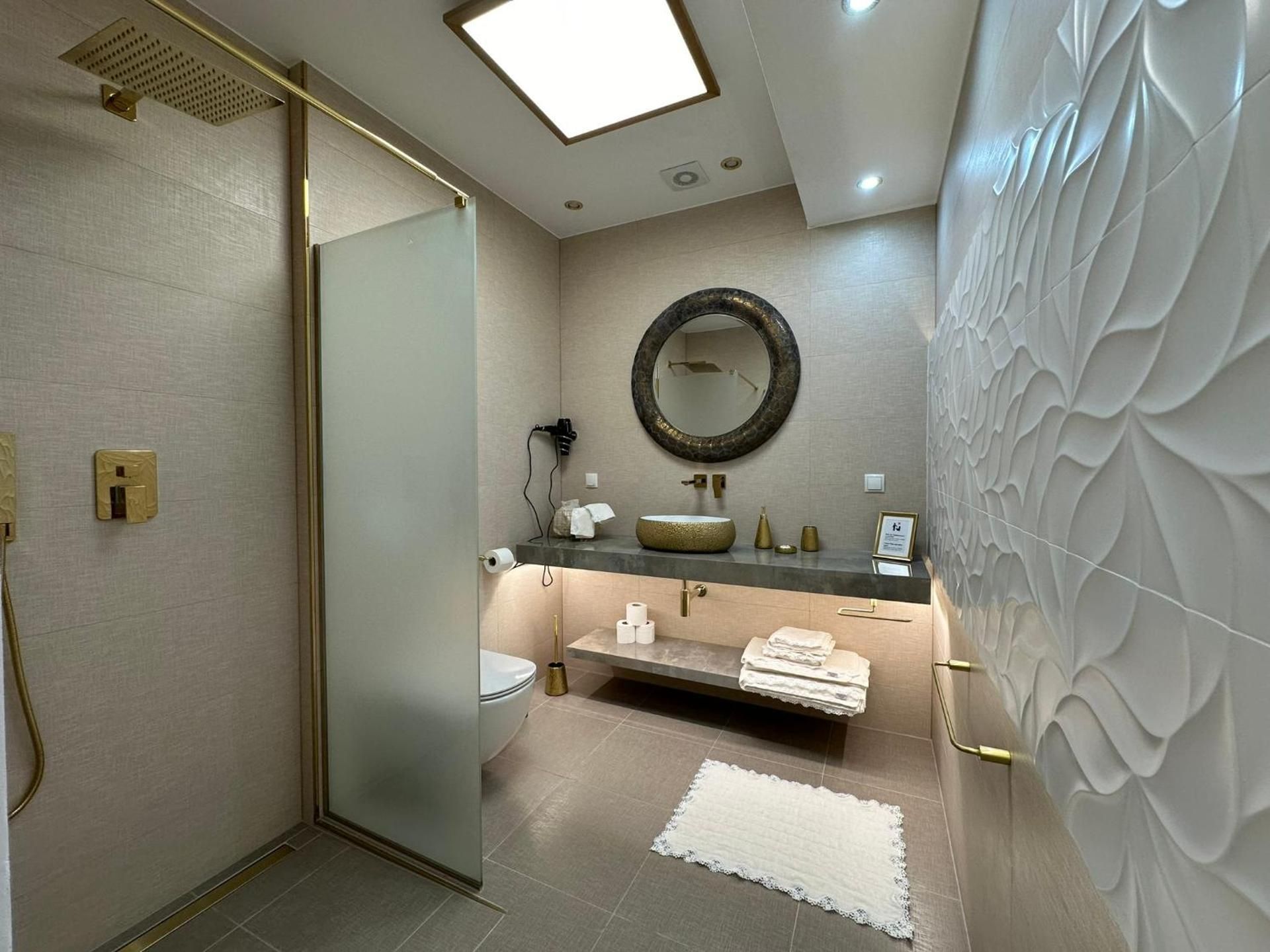 Superior Apartment