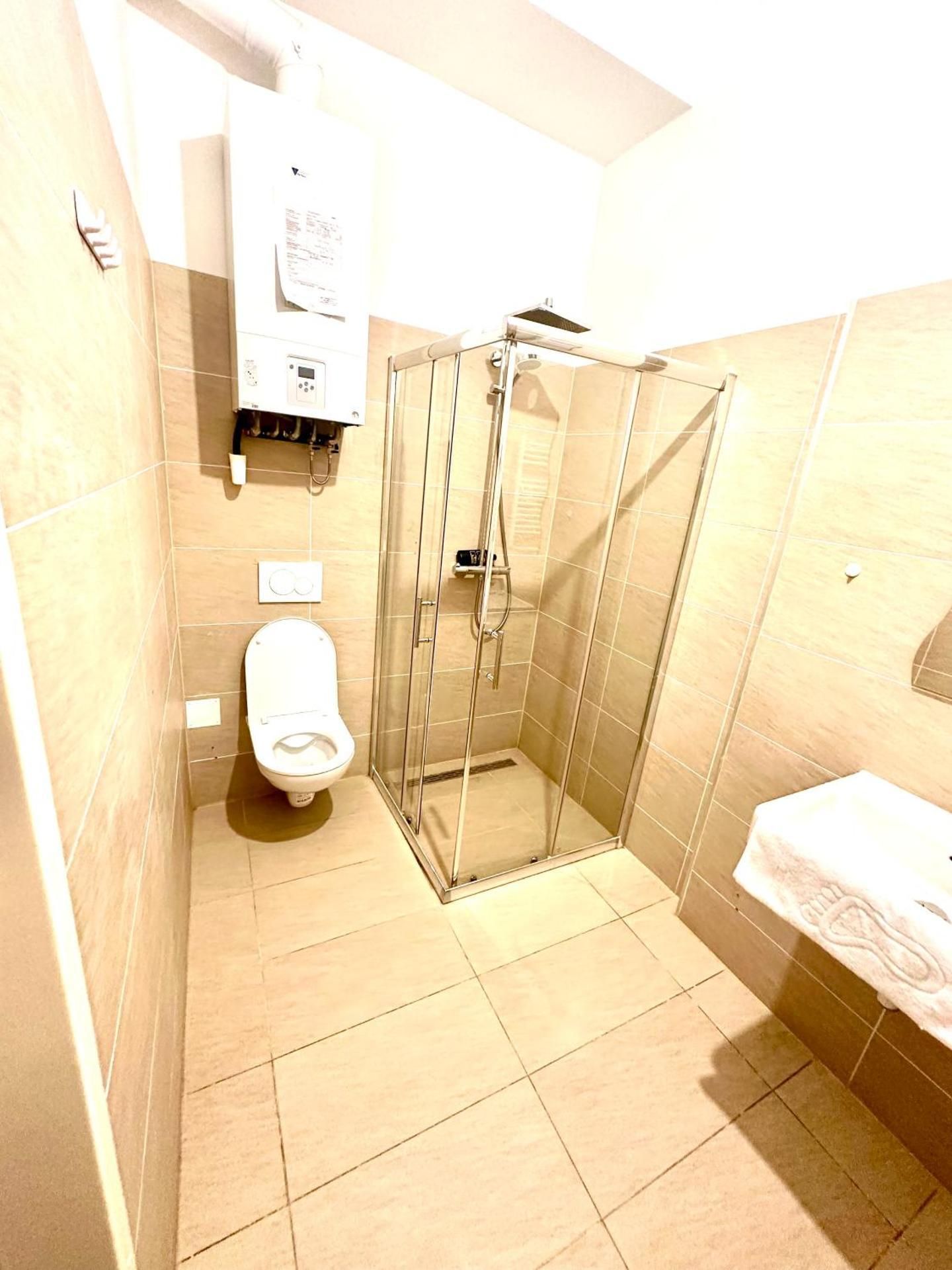 One-Bedroom Deluxe Apartment