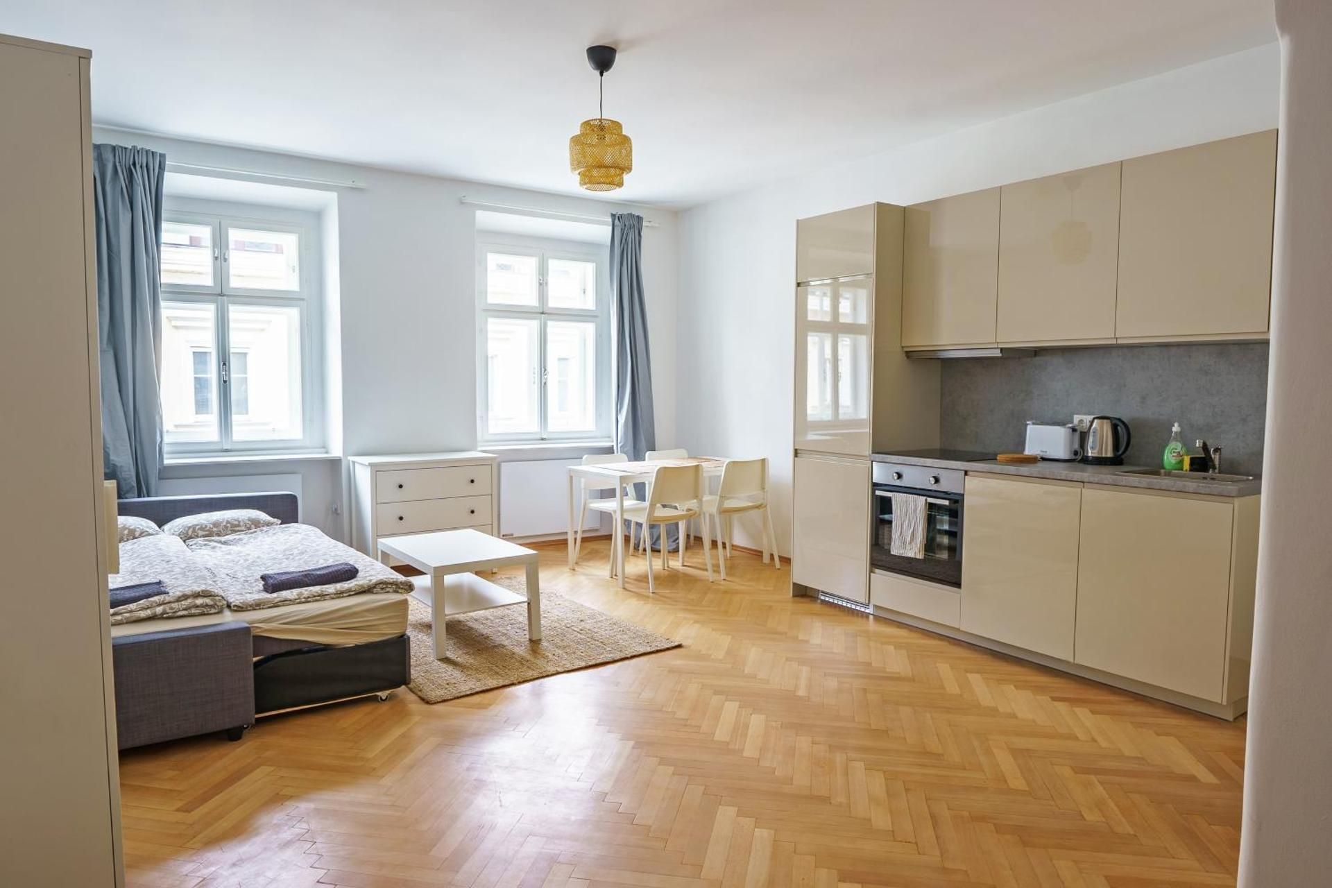 One-Bedroom Apartment