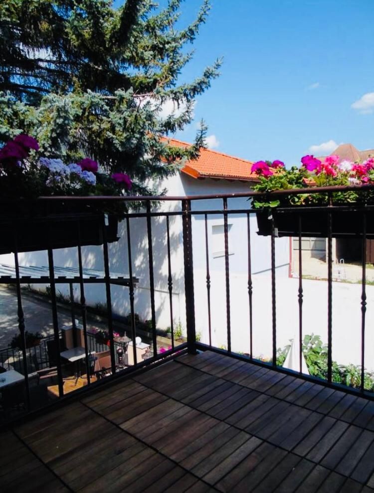 Twin Room, Balcony