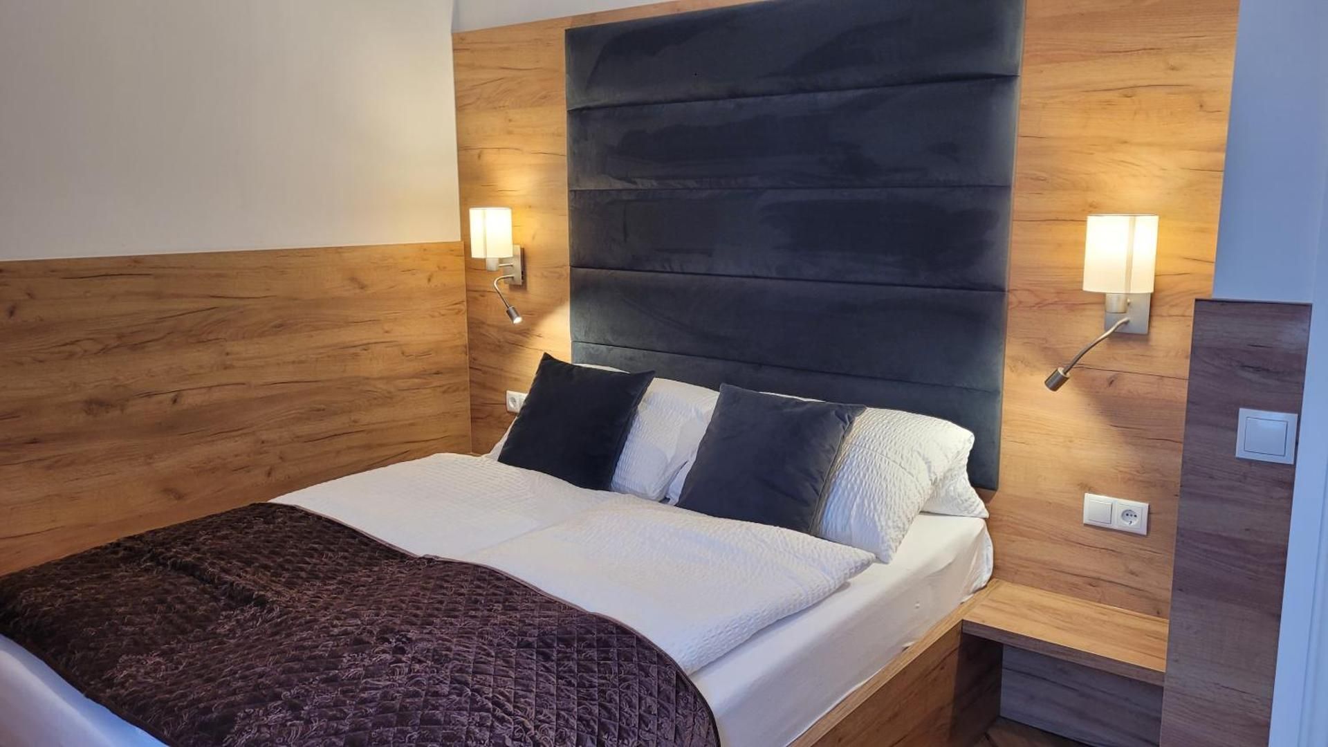 One-Bedroom Apartment TOP 5