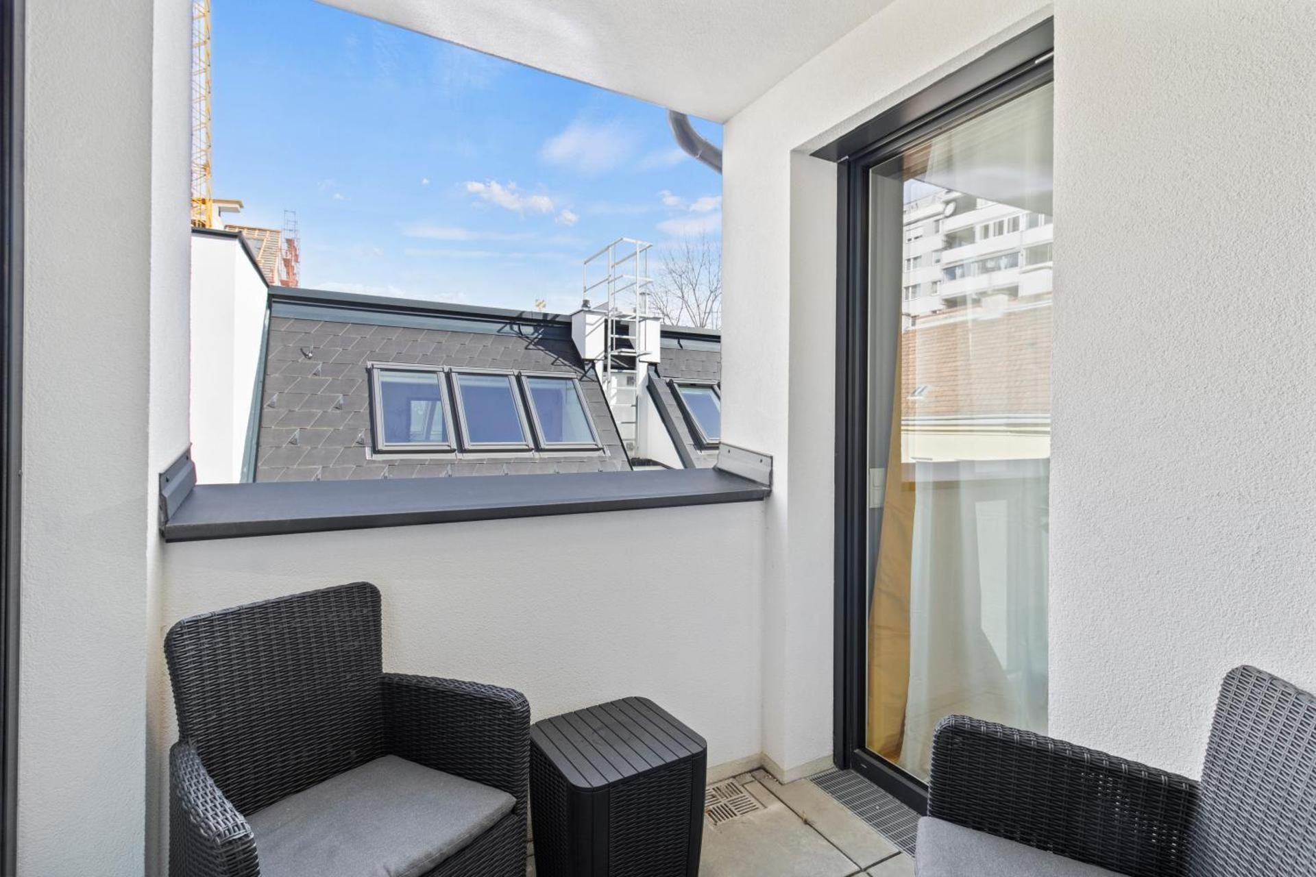 Apartment with Terrace