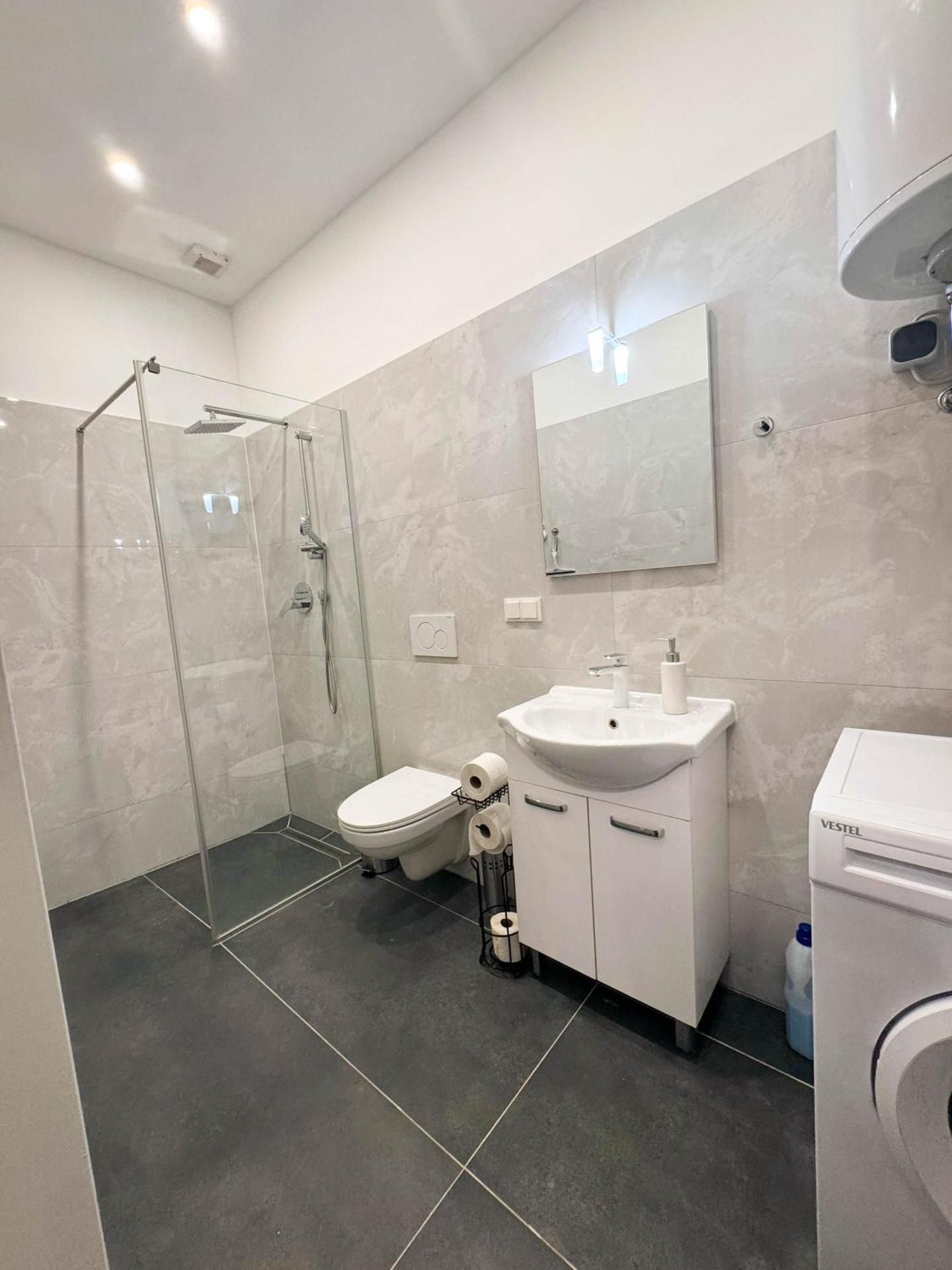 Basic Triple Room