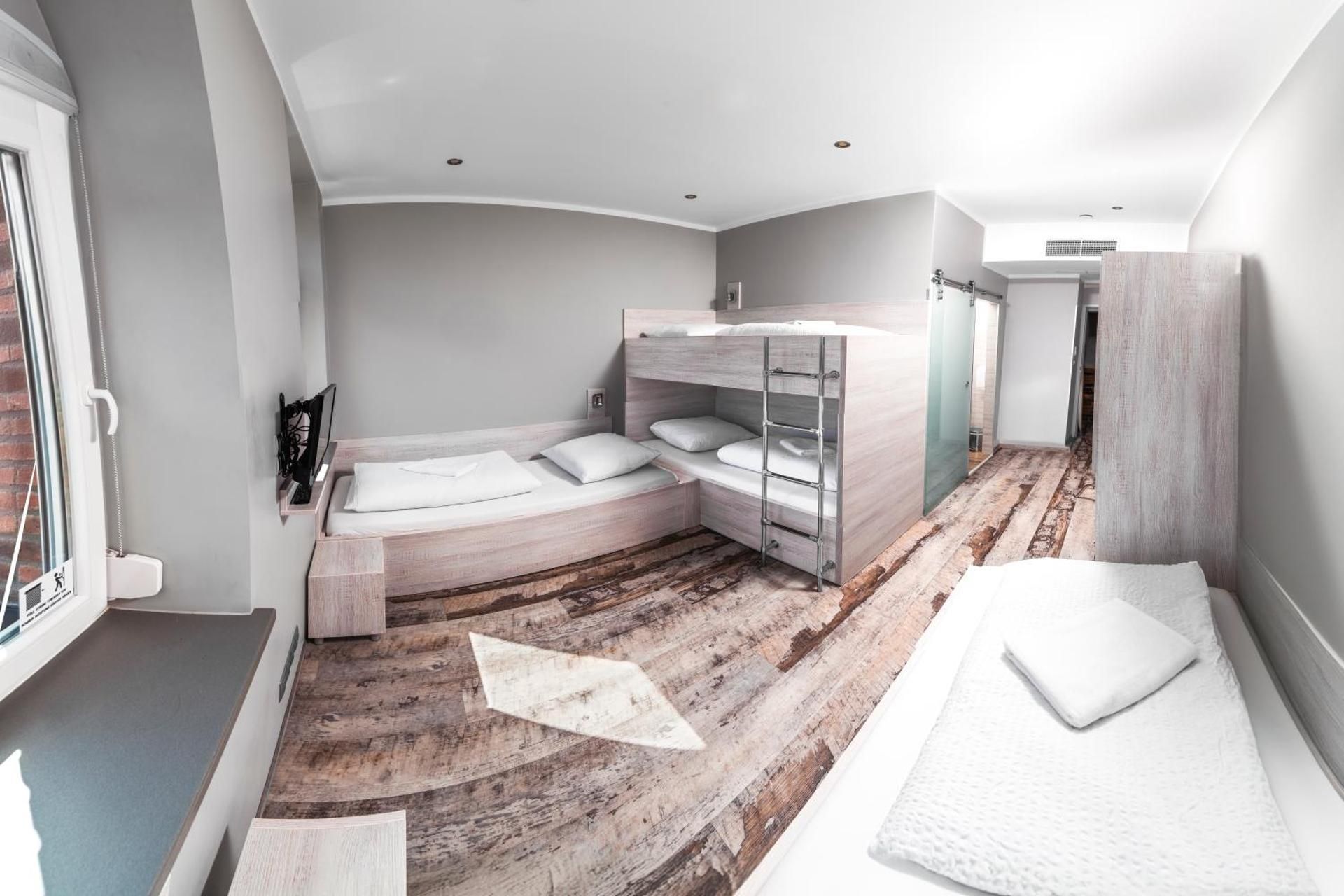 Quadruple Room Hotel