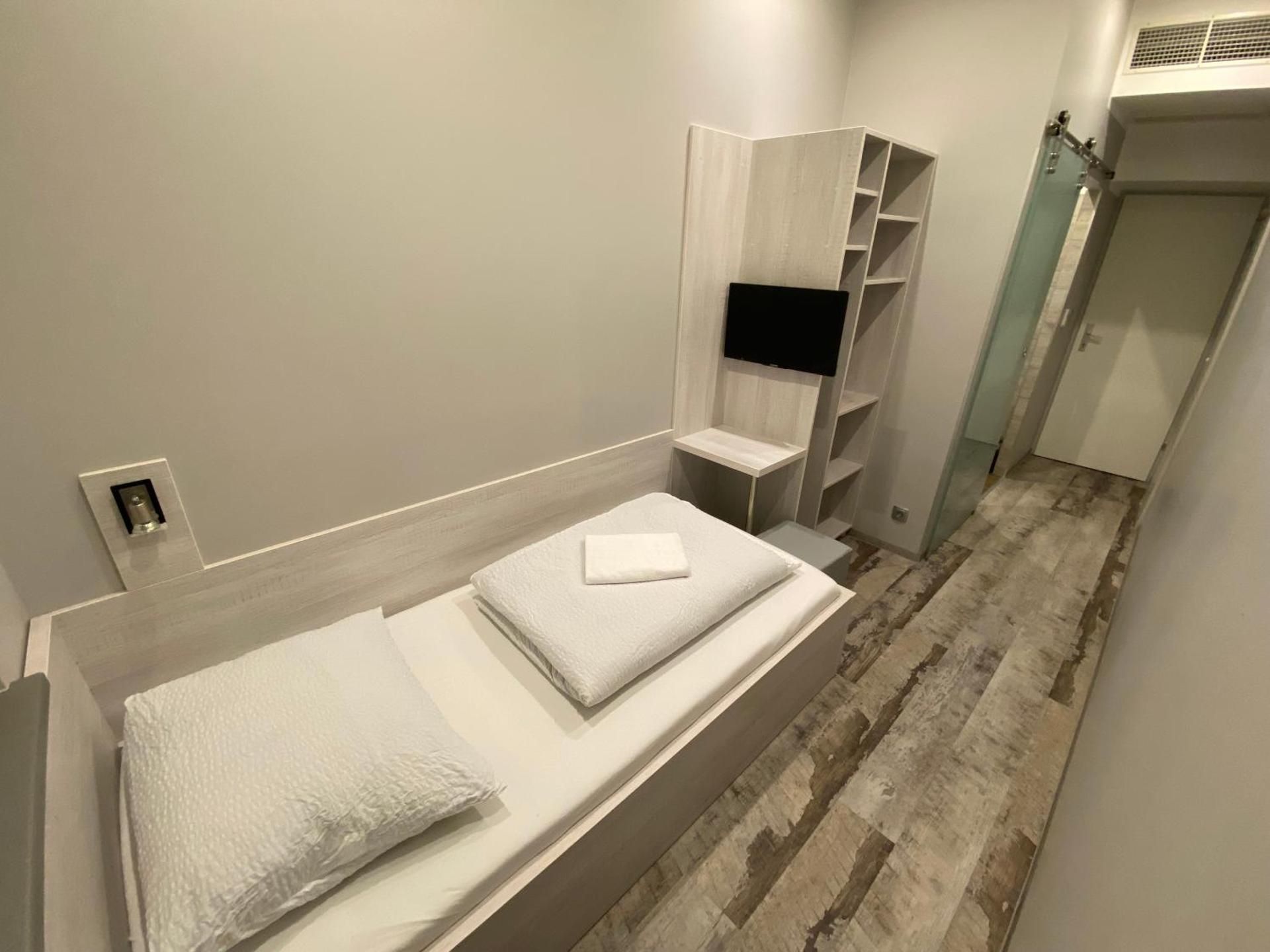 Single Room Hotel