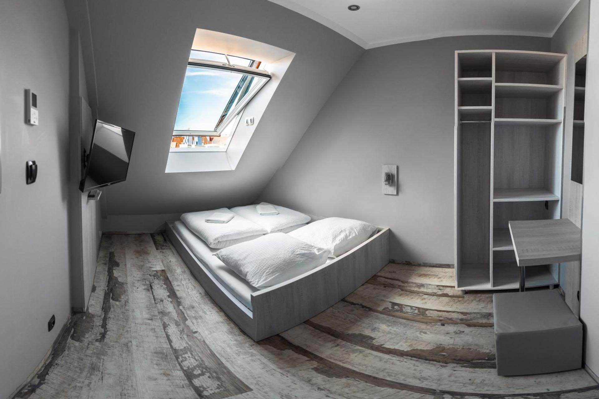 Standard Suite